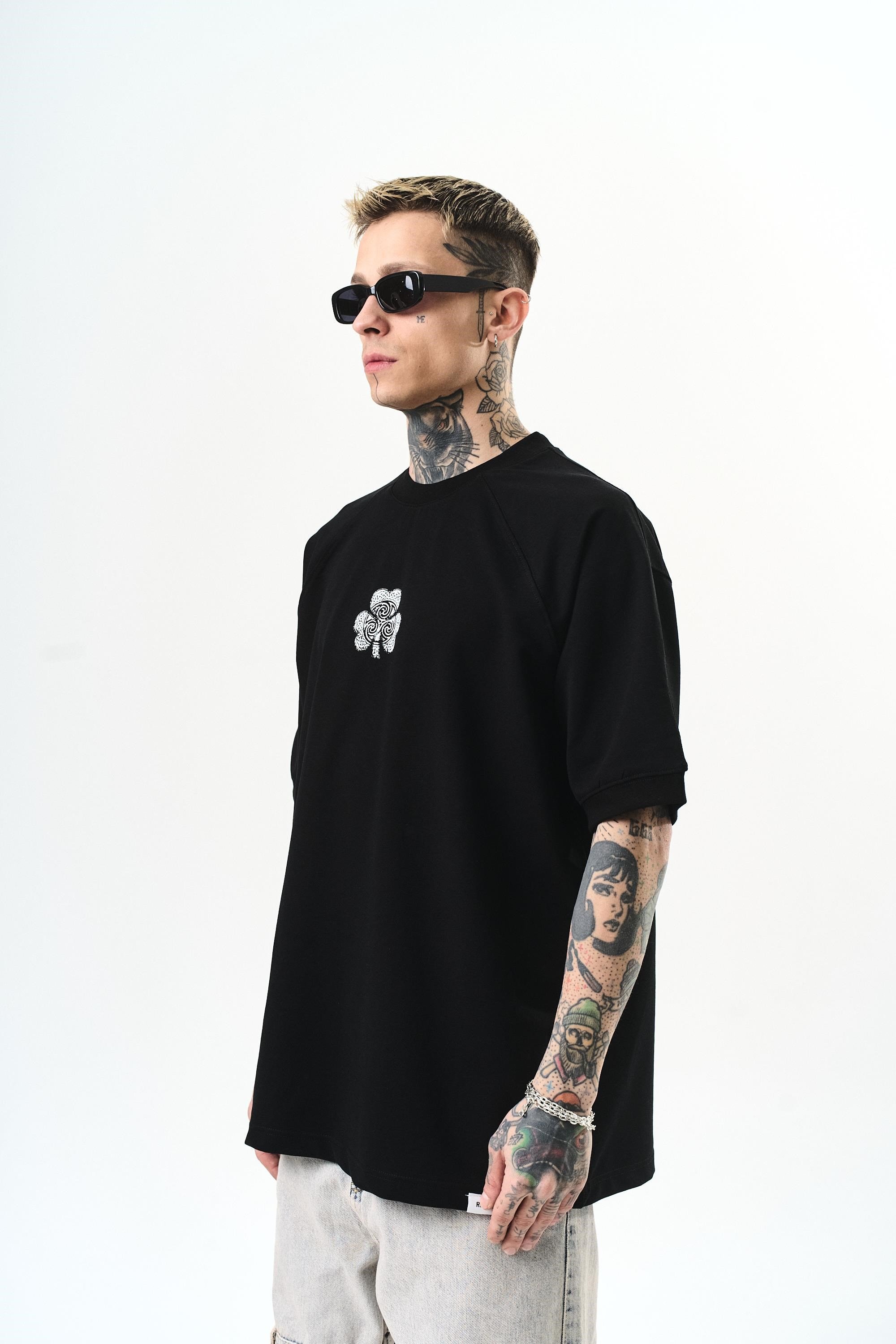 erkek-unlucky-baskili-oversize-t-shirt-7-4af5.jpg