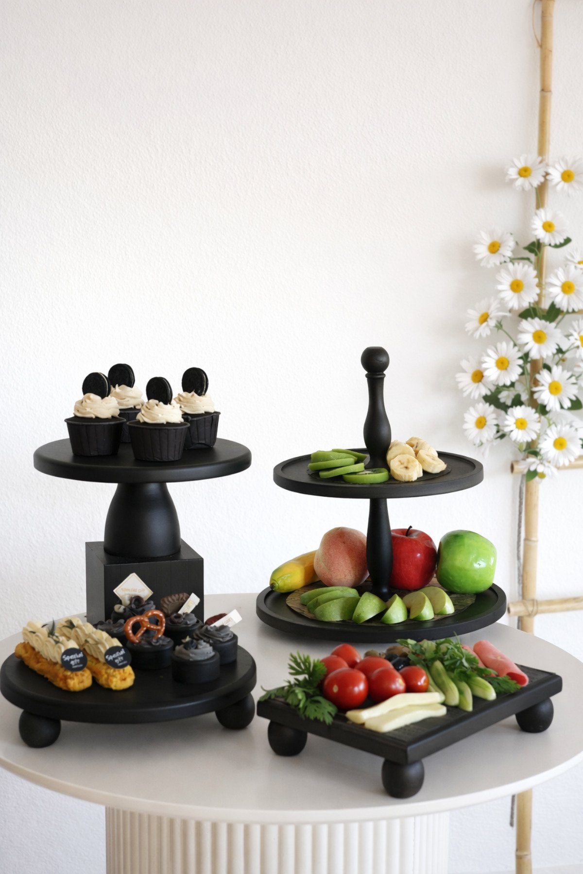 Siyah 4lü 2 Katlı Kek Standı, 25 Cm Pastalık, 25 Cm Risus, 17x25 Risus Ahşap Çeyiz Seti