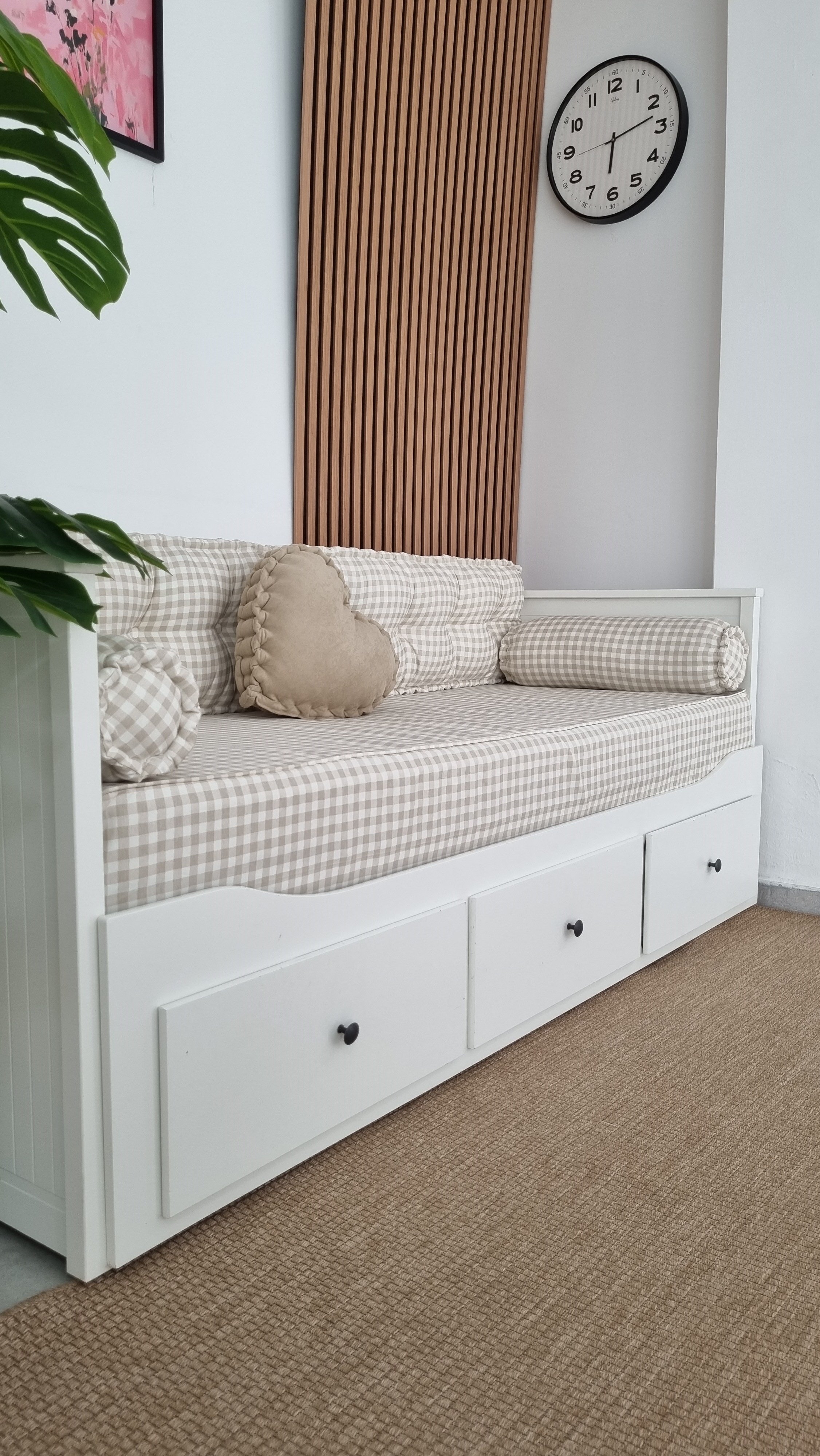 Kareli/Çizgili Kumaş El İşçilikli Divan Seti