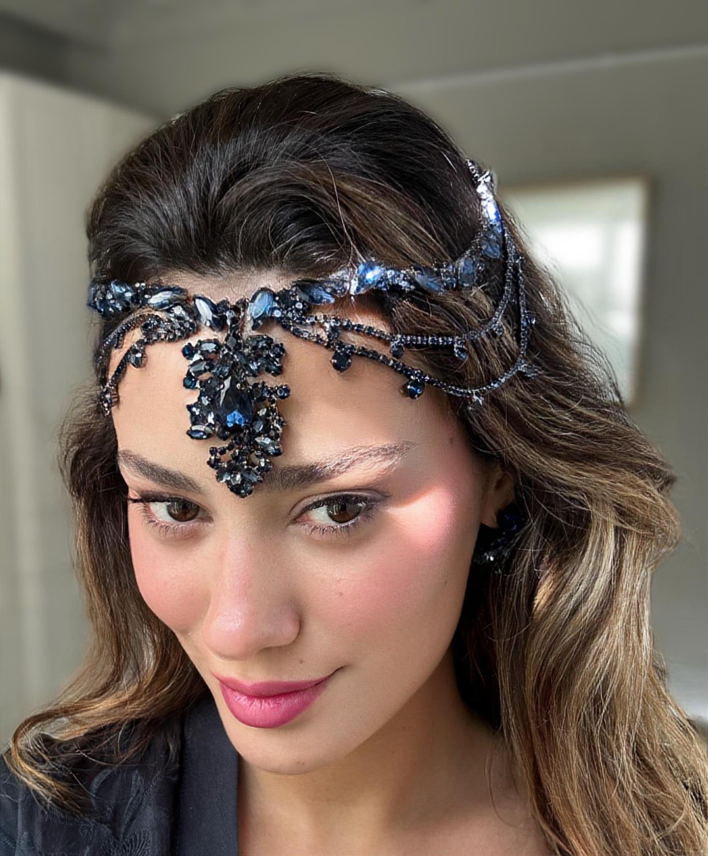Henna Model Lacivert Alınlık ve Küpesi