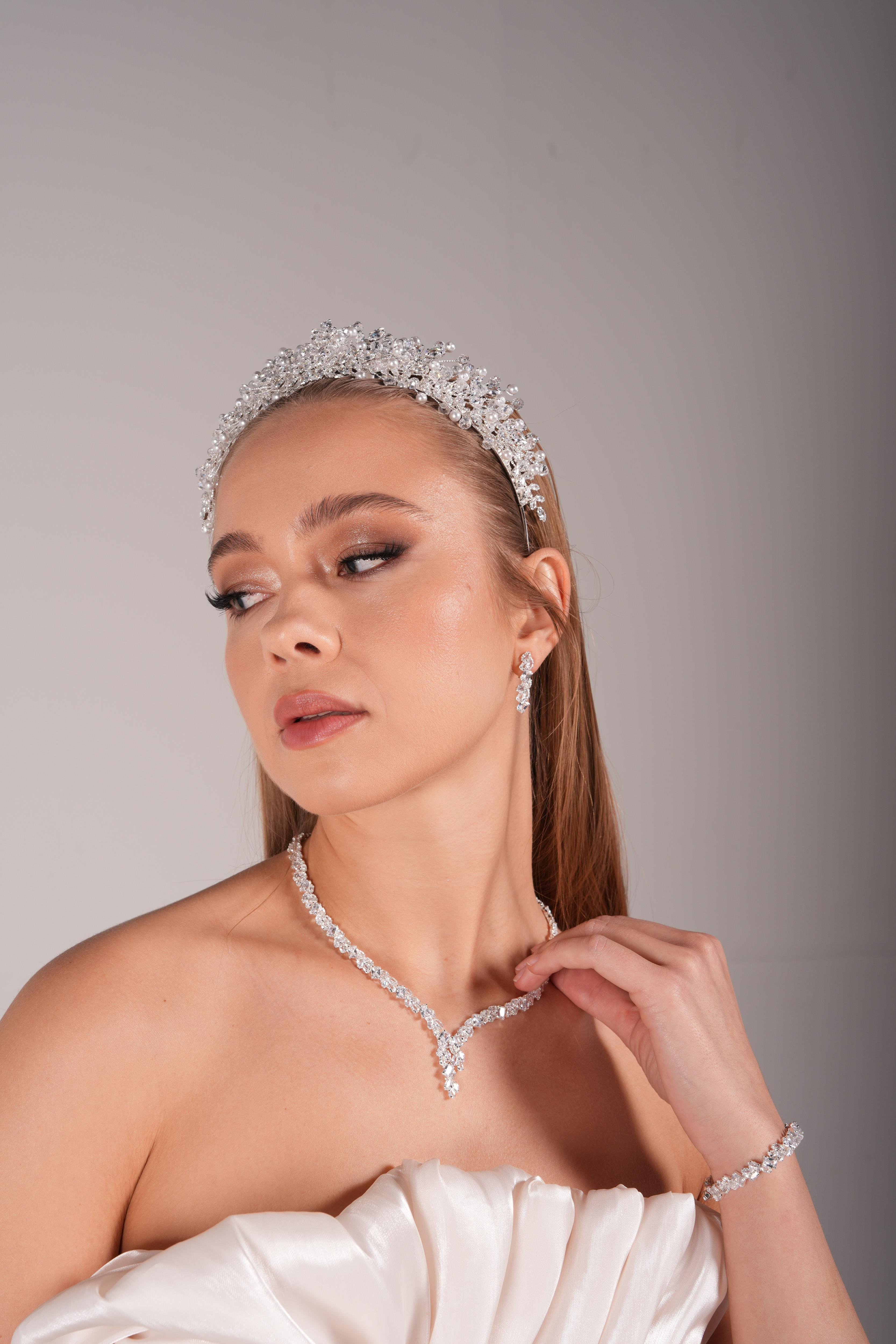 Rosy Model Zirkon Gelin Tacı