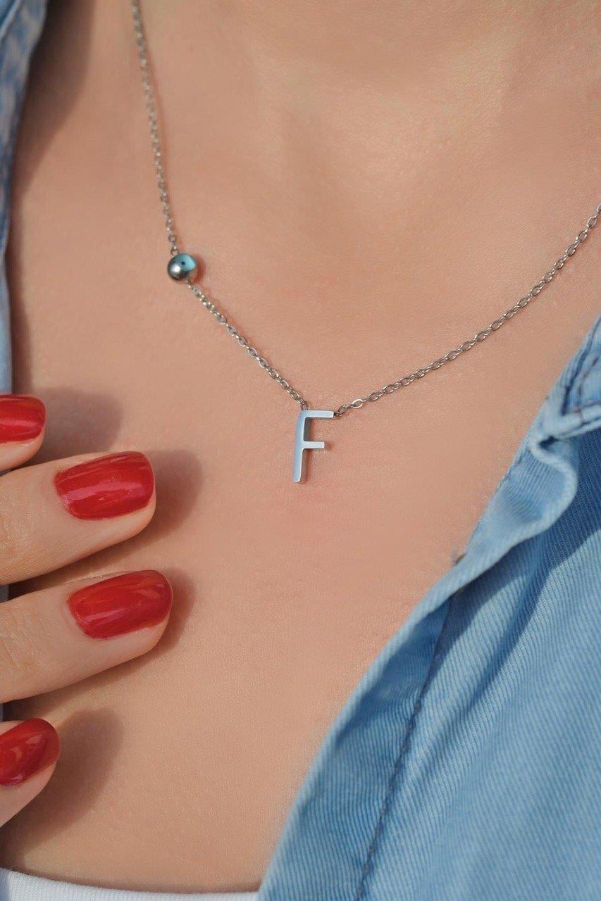 Gümüş Renkli Çelik Harf Kolye F
