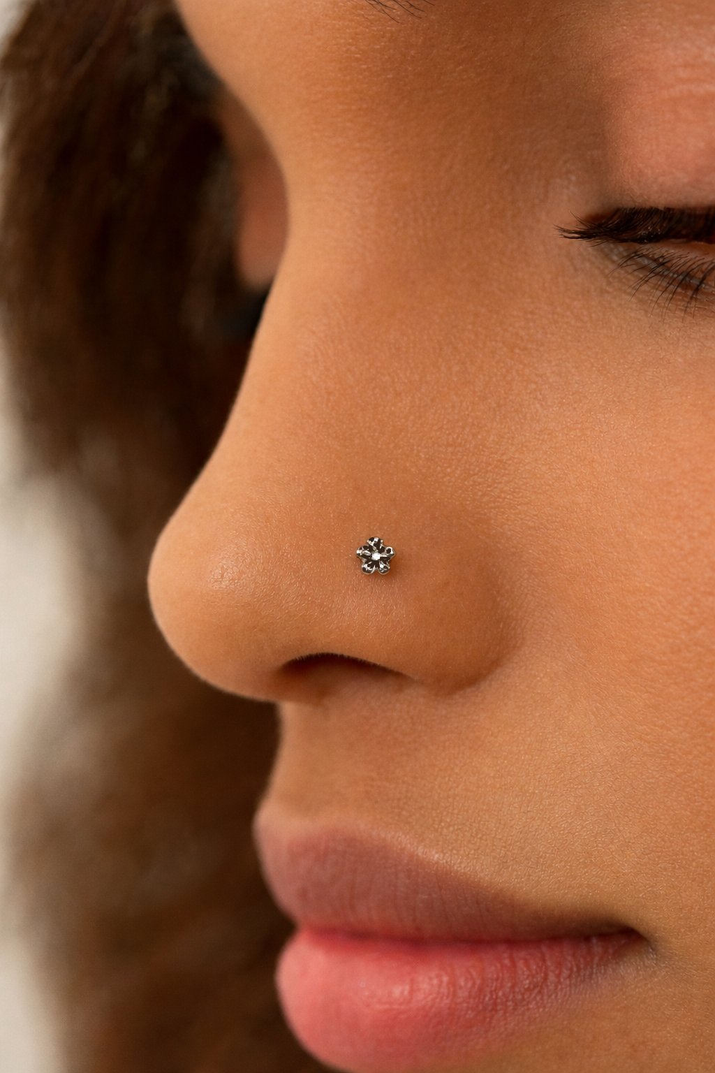 İthal 925 Ayar Eskitme Dokulu Çiçekli Gümüş Hızma