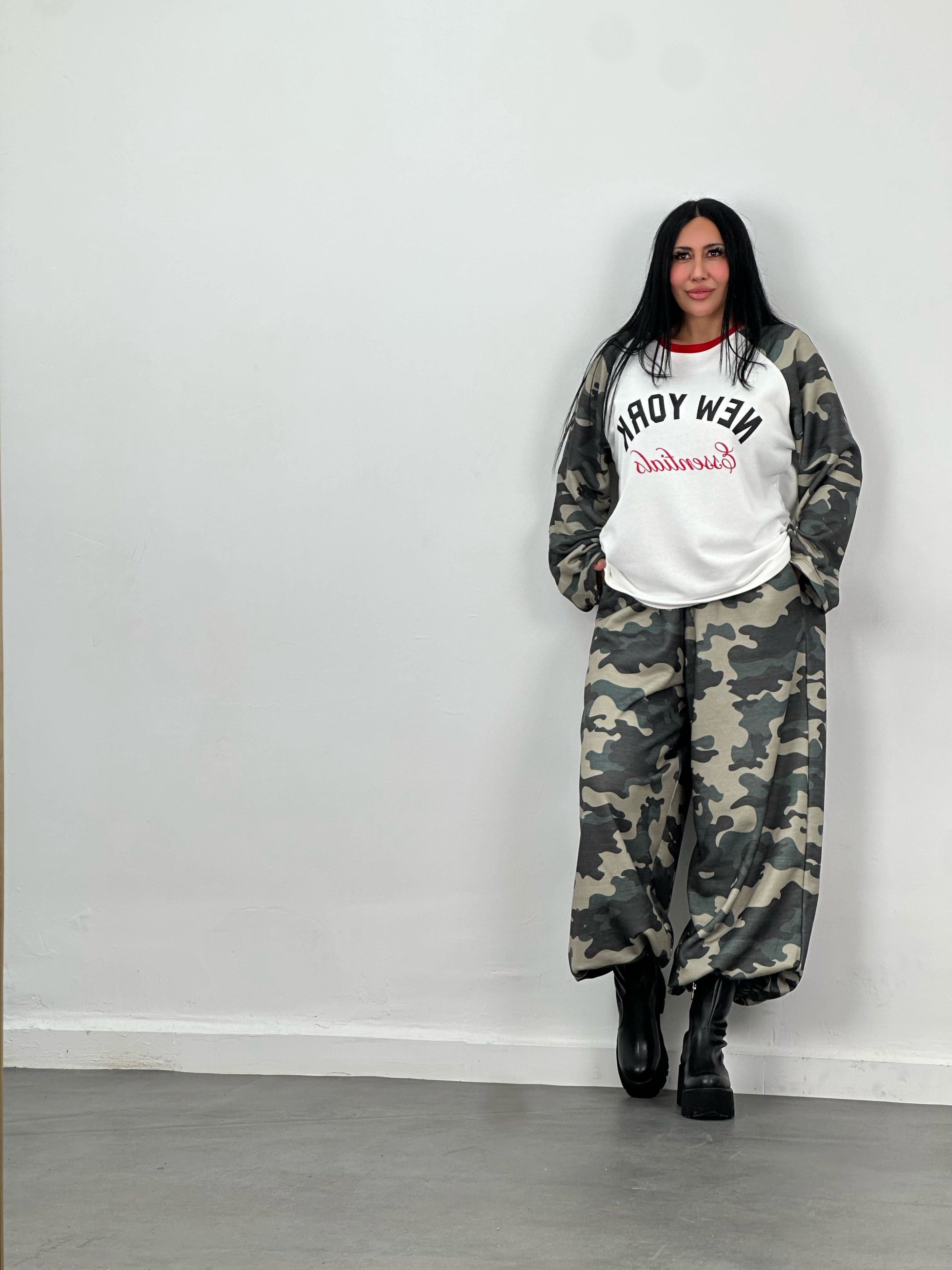 Kamuflaj Desenli Oversize Sweat & Bol Paça Pantolon 2'li Takım