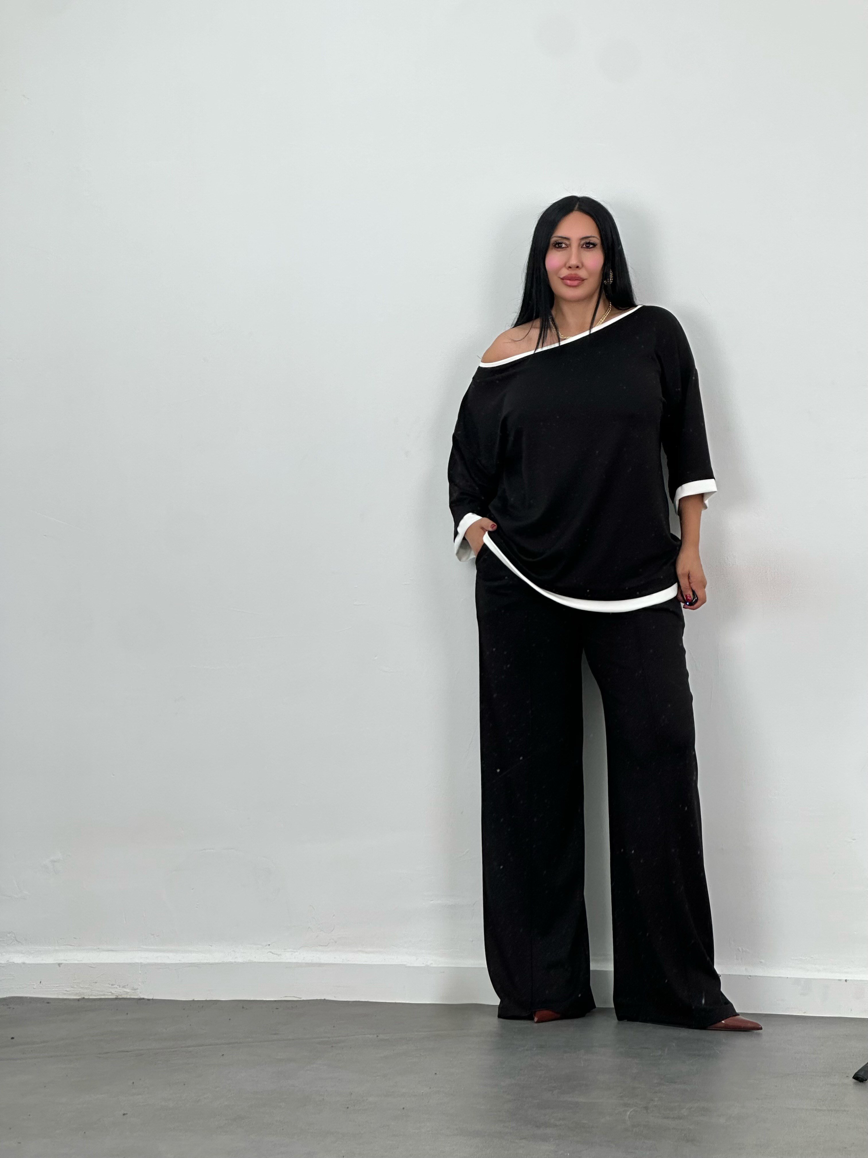 Şerit Detaylı Modal Takım
