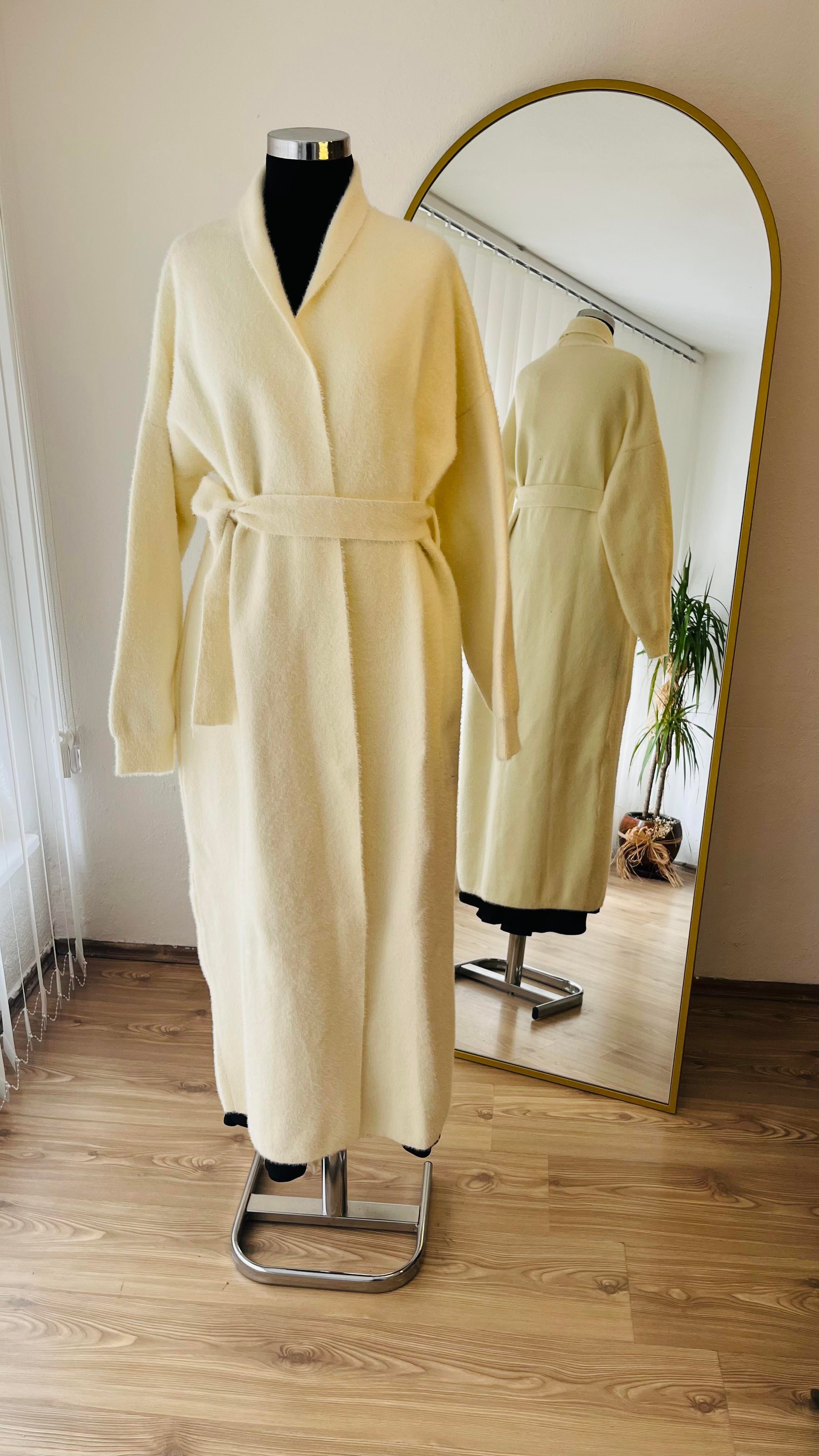 ANGORA HIRKA KREM RENGİ