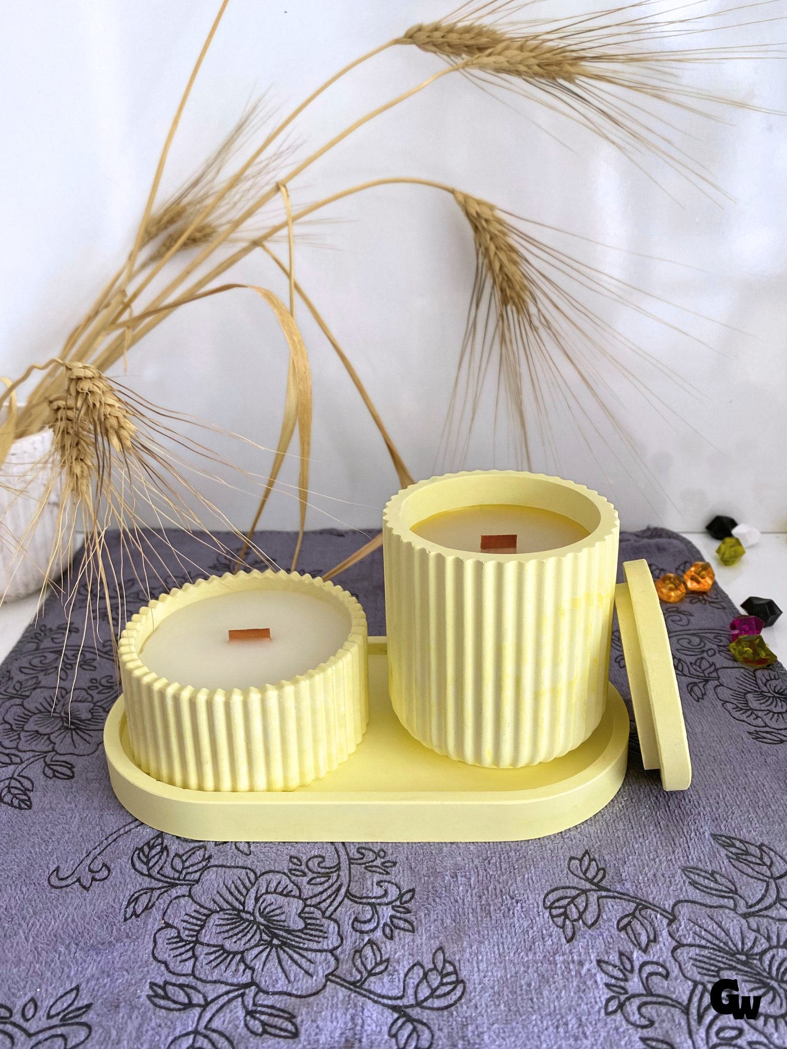 Desenli Desing 3'lü Set Kokulu Mumluk Dekoratif Mum Seti(AÇIK SARI)(KOKULU)(4 PARÇA)