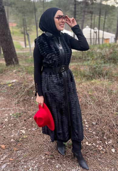 Peloş Yelek | SİYAH