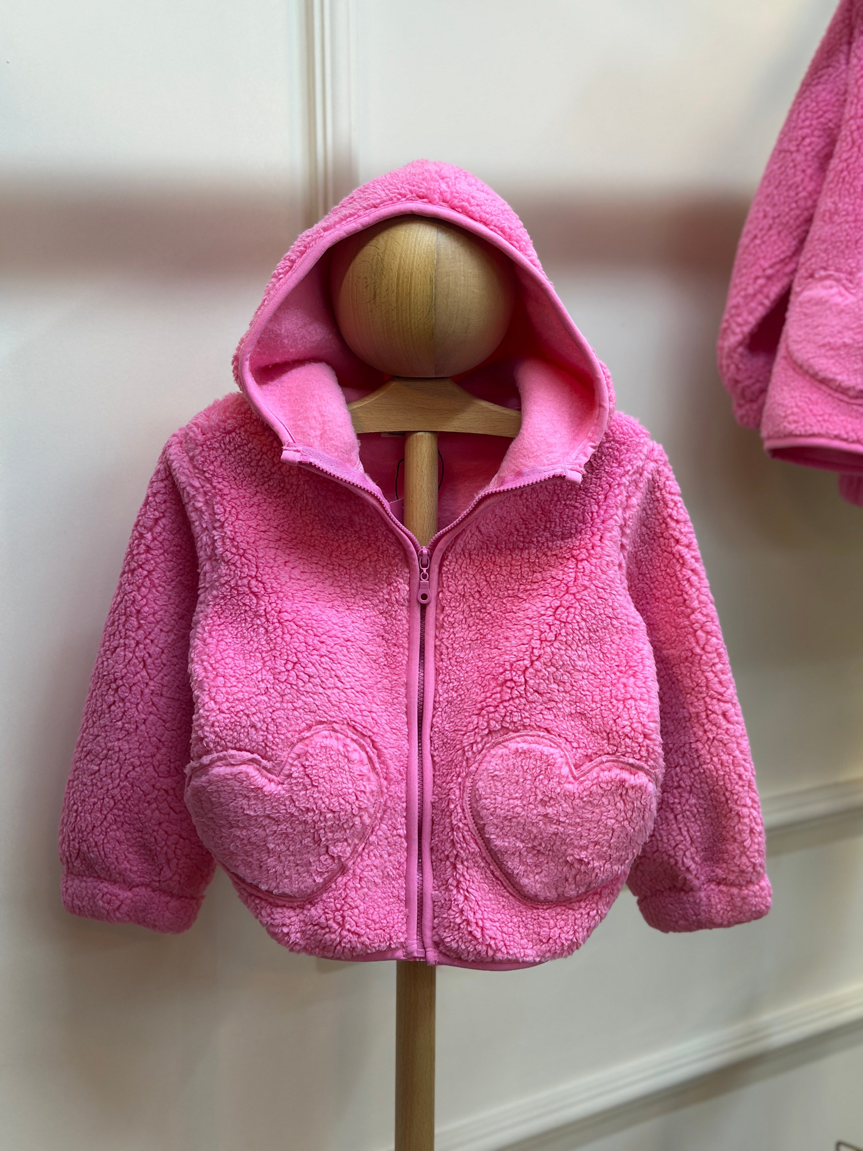 3-10 Pembe Kalp Cep Detaylı Peluş Mont