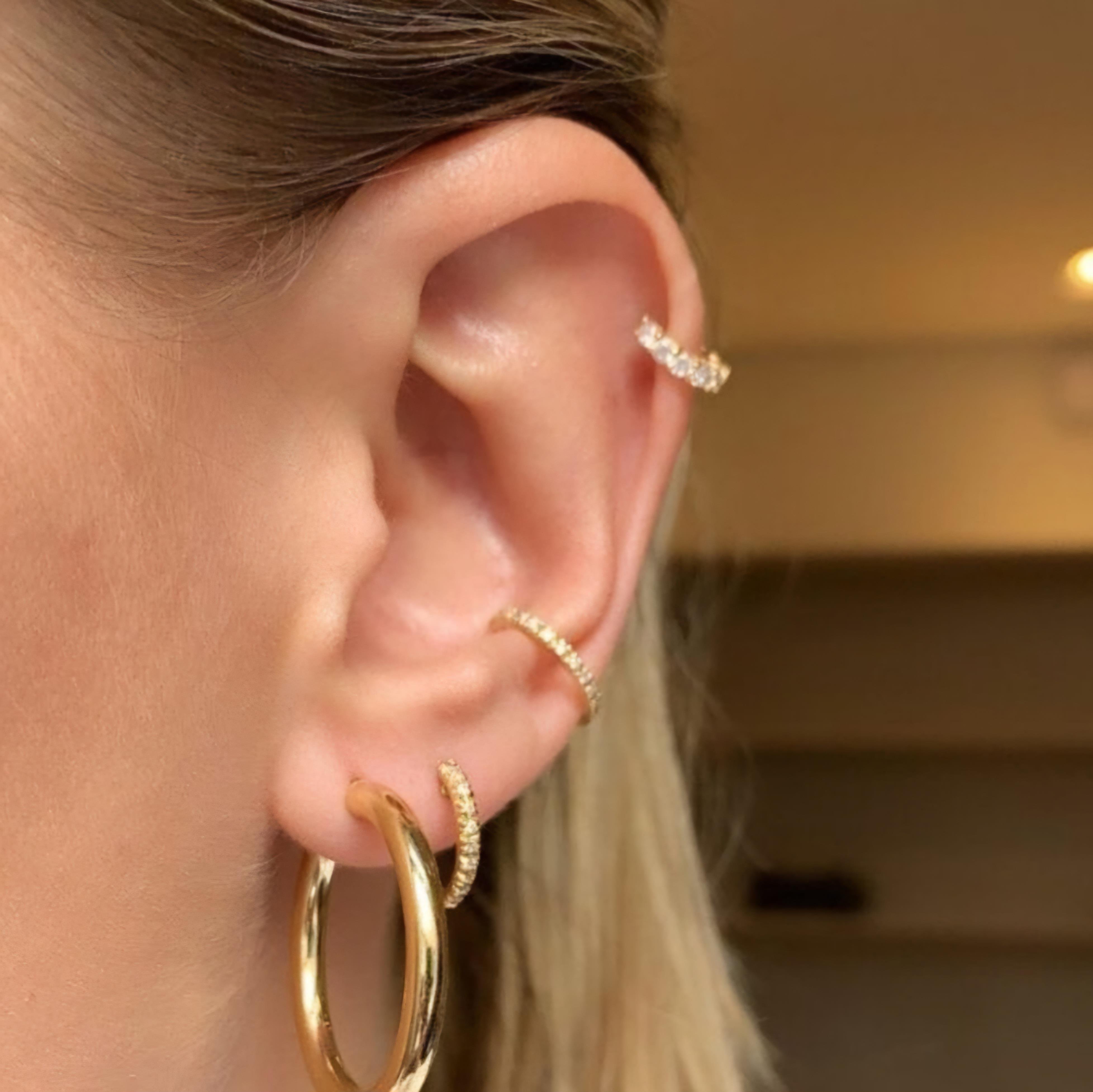 8 mm Gold Taşlı Halka Piercing Tragus Helix Forward Helix Kıkırdak