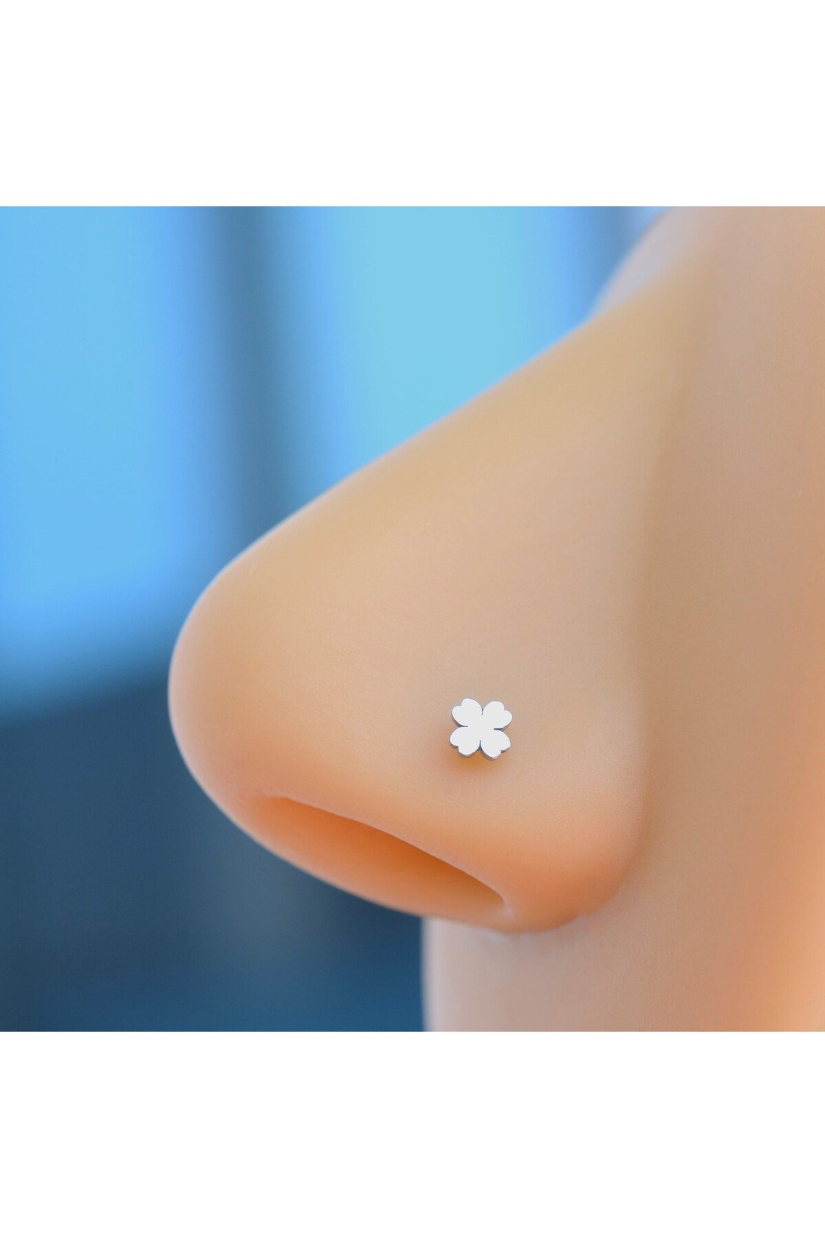Cerrahi Çelik Silver Renk Çelik Burun Piercing Yonca Model Hızma
