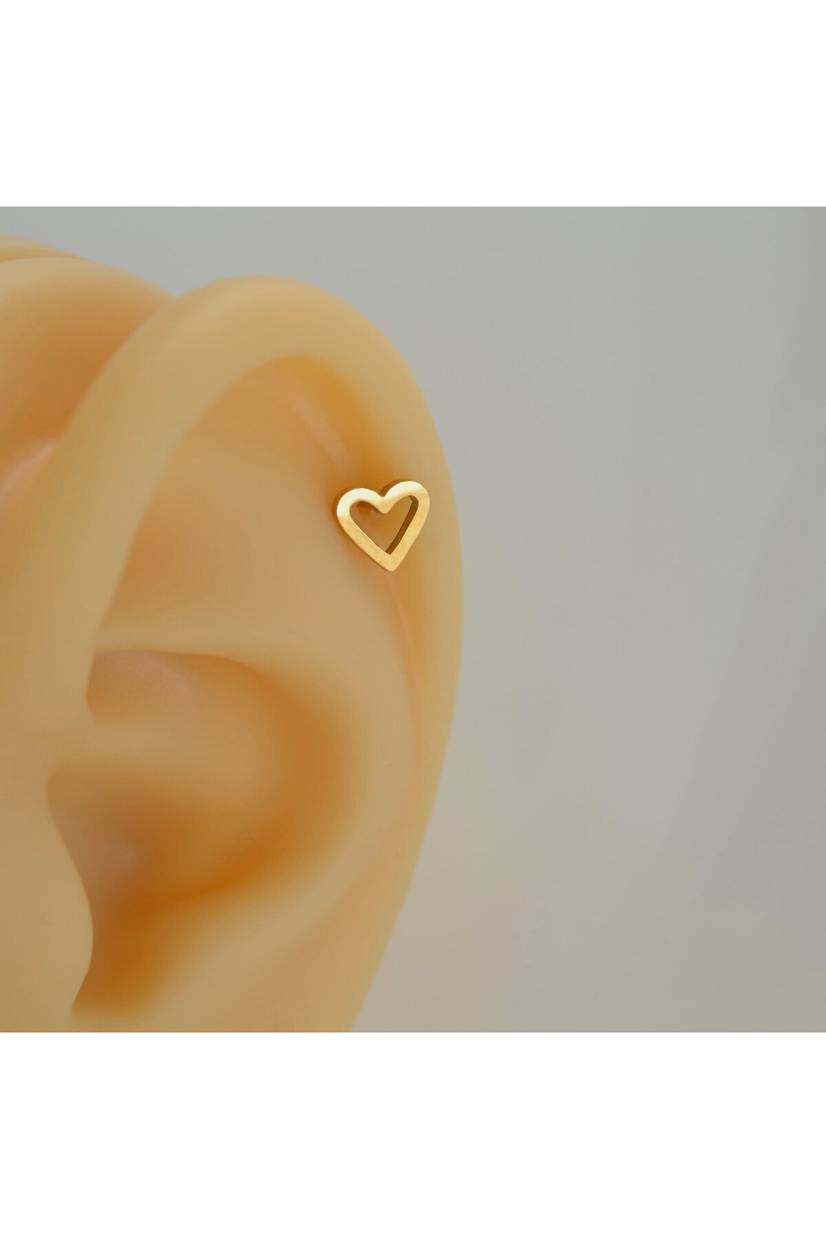 Gold Çelik Kalp Model Helix Piercing