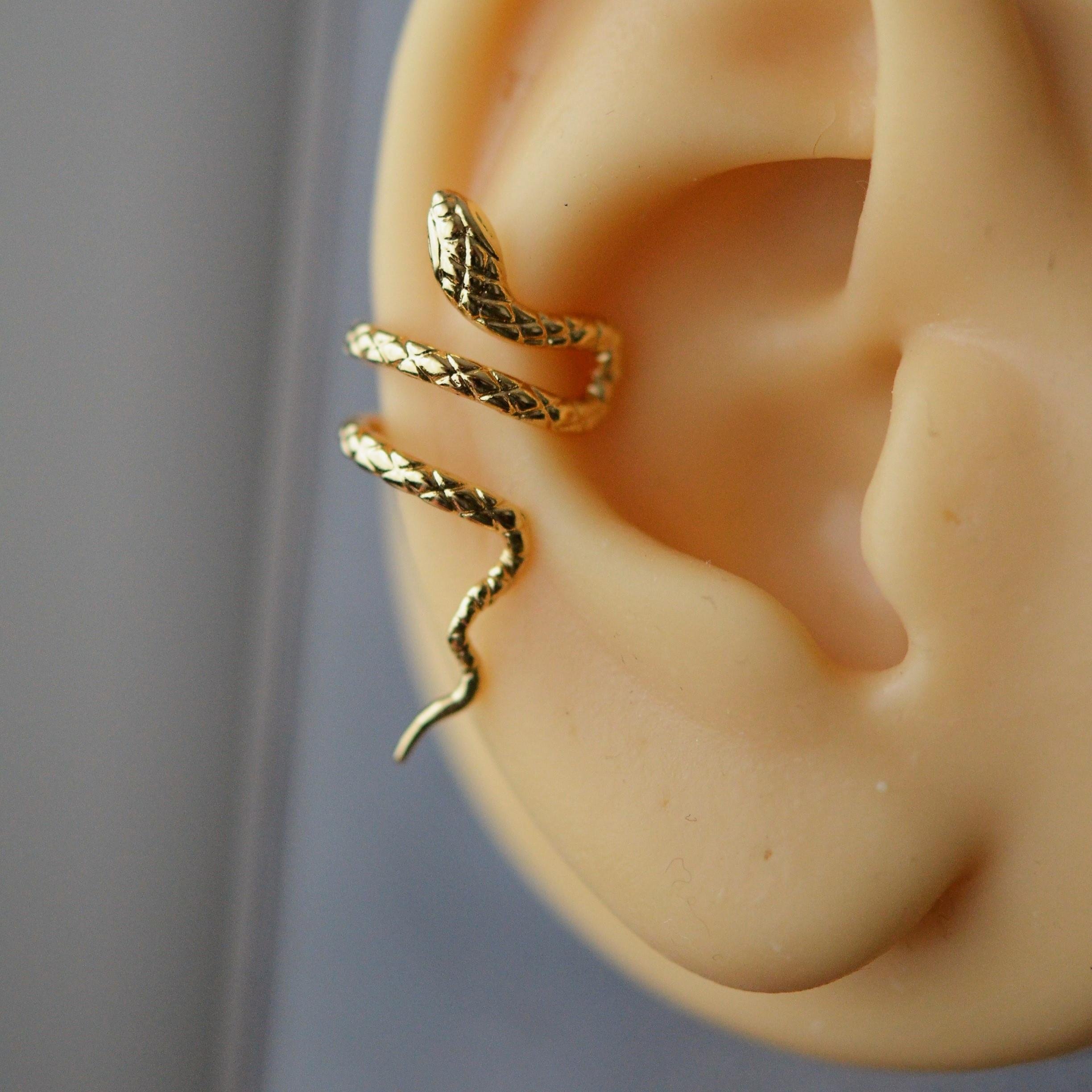Gold Renkli Çelik Yılan Model Earcuff Yılan Sıkıştırma Kıkırdak Küpesi