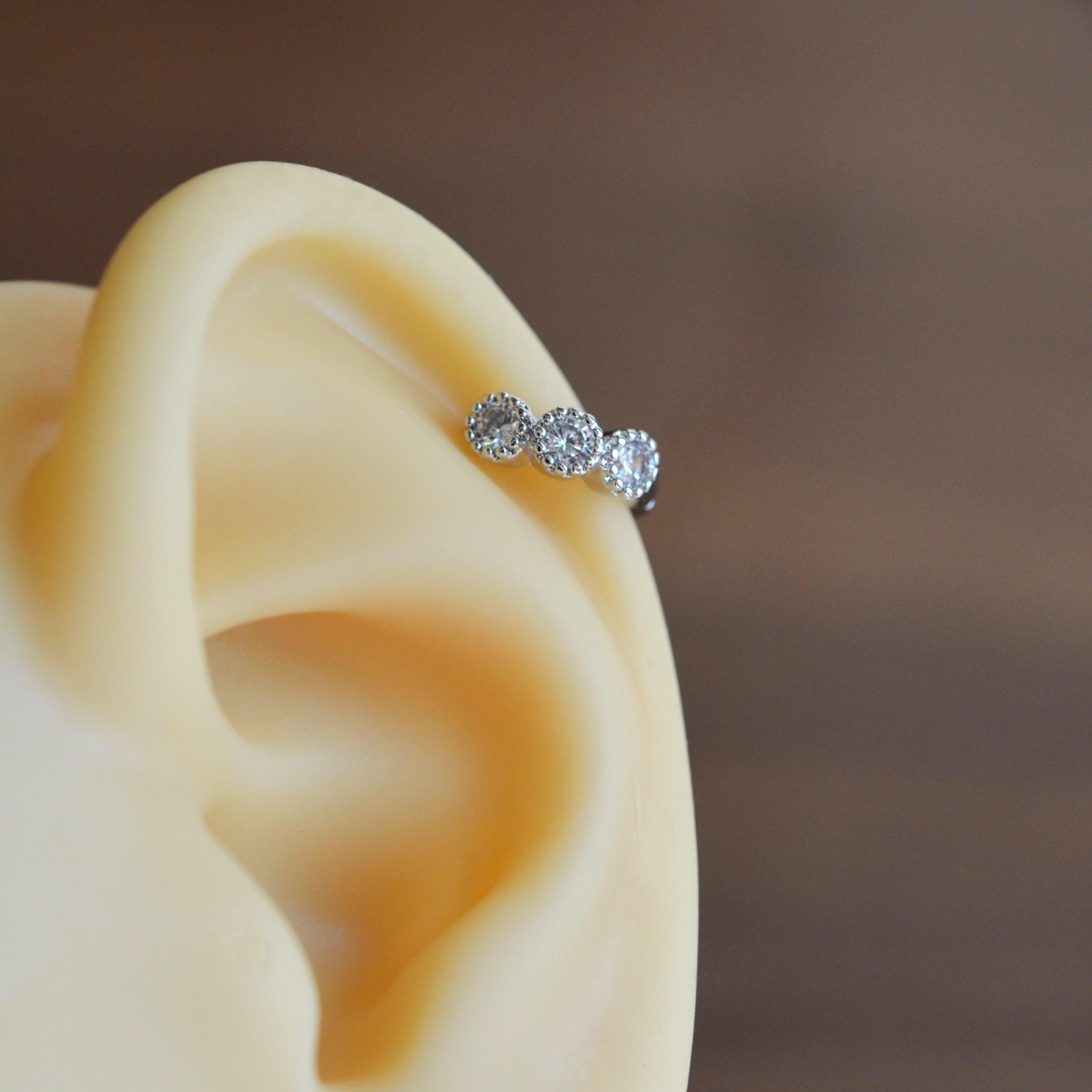Silver Renk Cerrahi Çelik Taşlı Halka Tragus Piercing Helix Lob Kıkırdak
