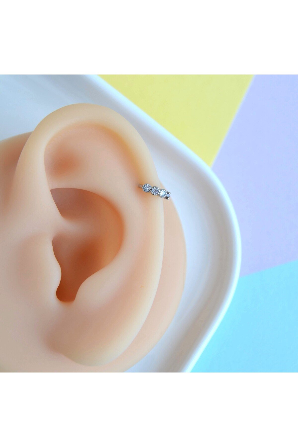 Silver Renk Cerrahi Çelik Taşlı Halka Tragus Piercing Helix Lob Kıkırdak