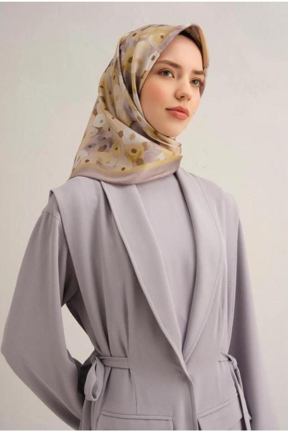 2025 Desenli Saf İpek Twill Eşarp 9300-53