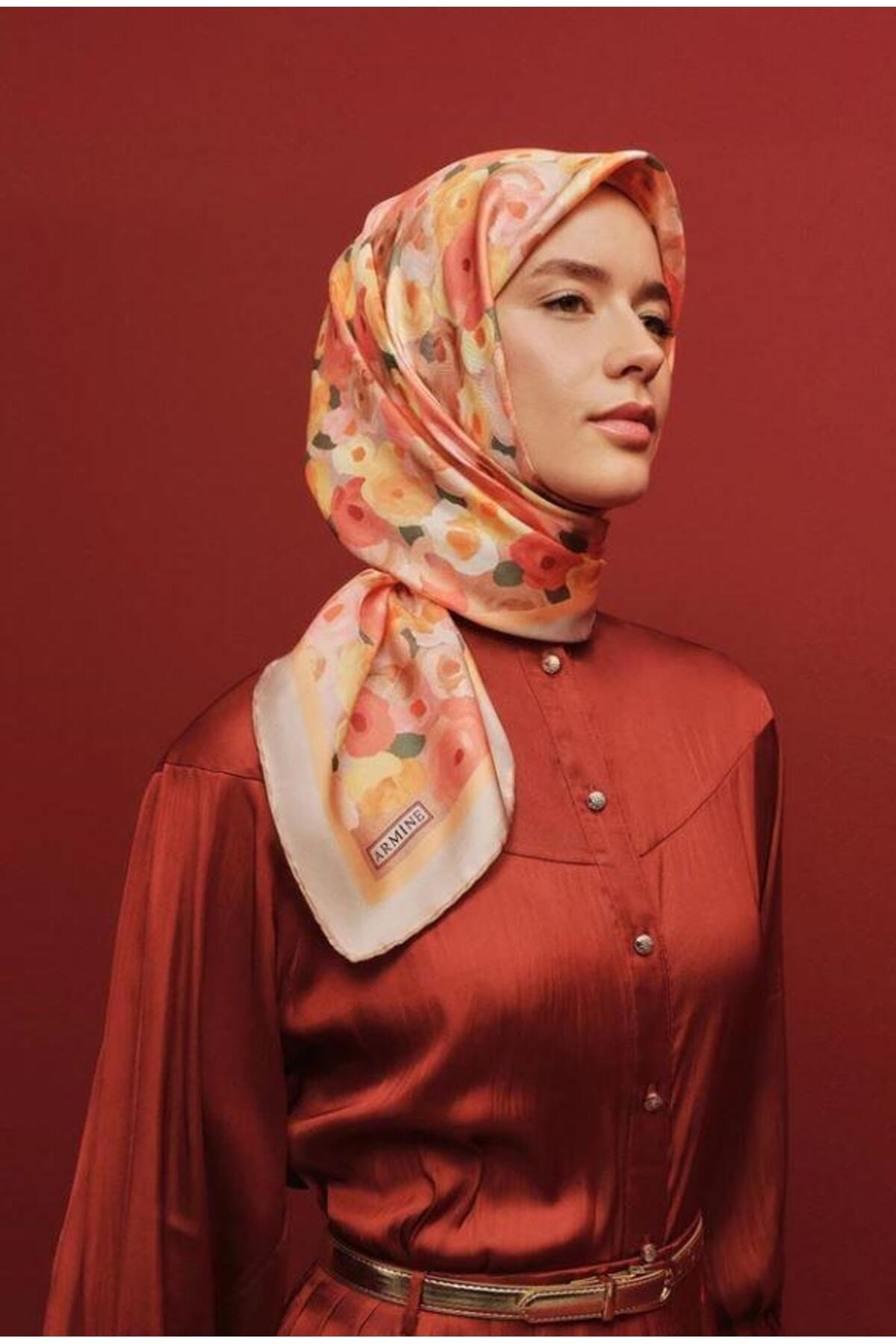 2025 Desenli Saf İpek Twill Eşarp 9300-01