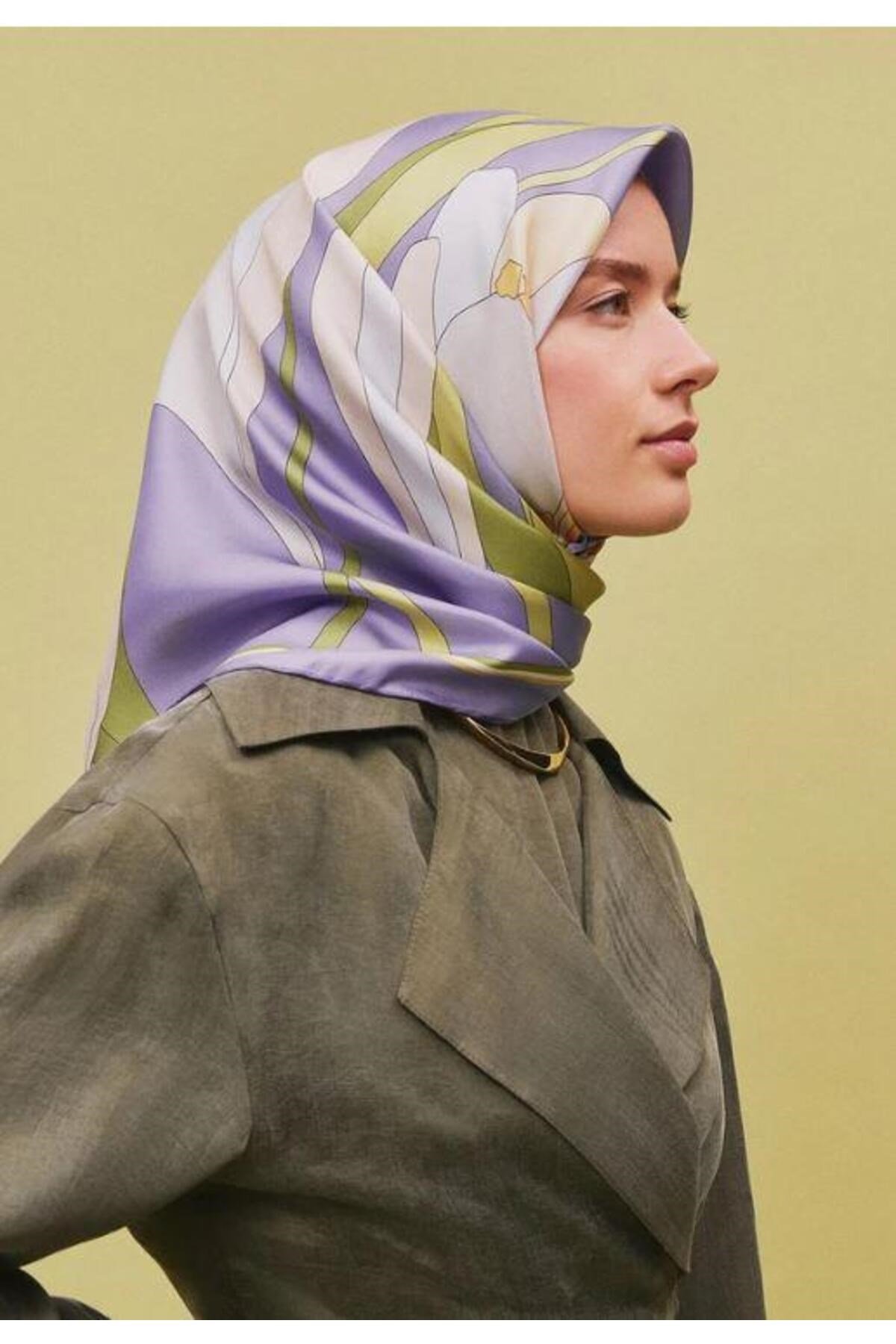 2025 Desenli Saf Ipek Twill Eşarp 9302-06