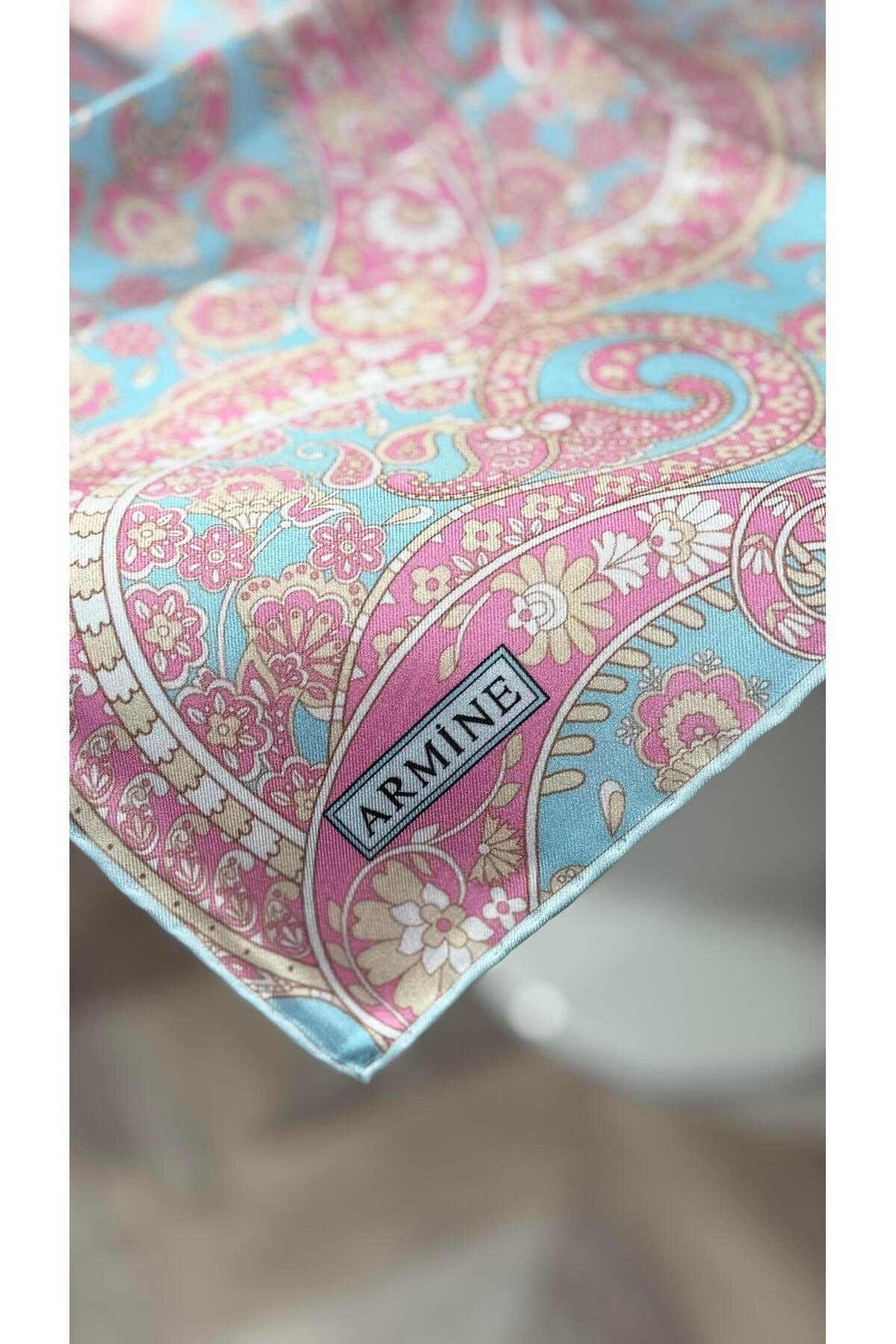 2025 Desenli Saf İpek Twill Eşarp 9304-31