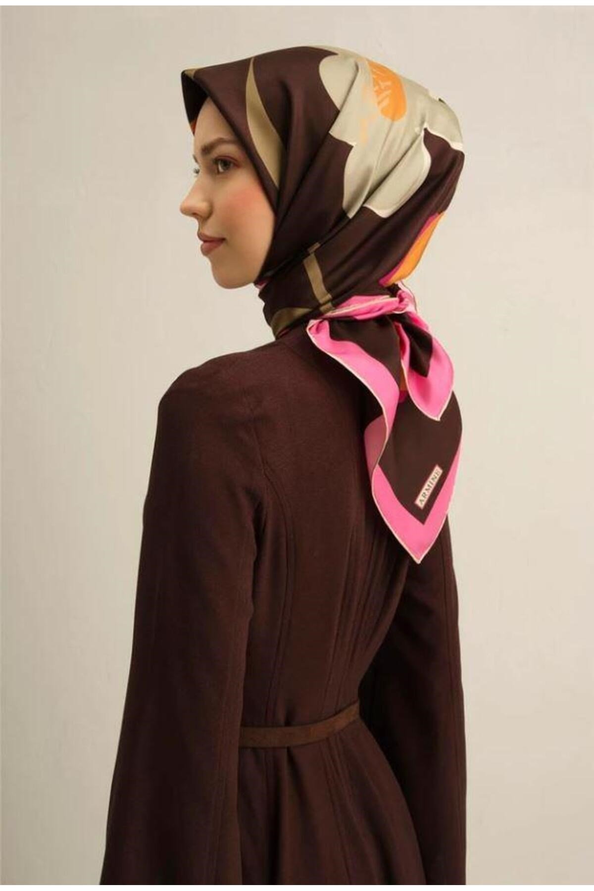 2025 Desenli Saf İpek Twill Eşarp 9317-36
