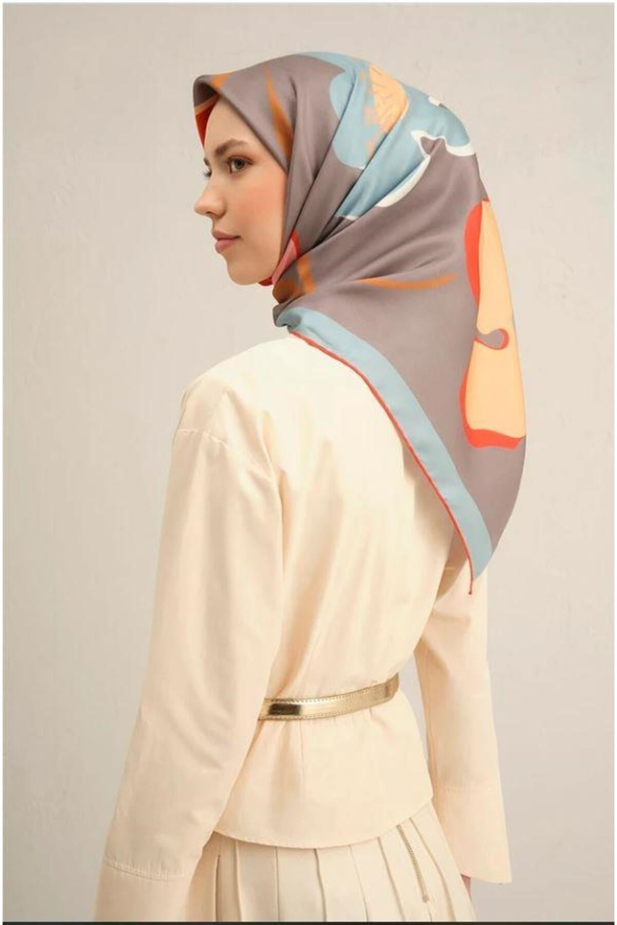 2025 Desenli Saf İpek Twill Eşarp 9317-03