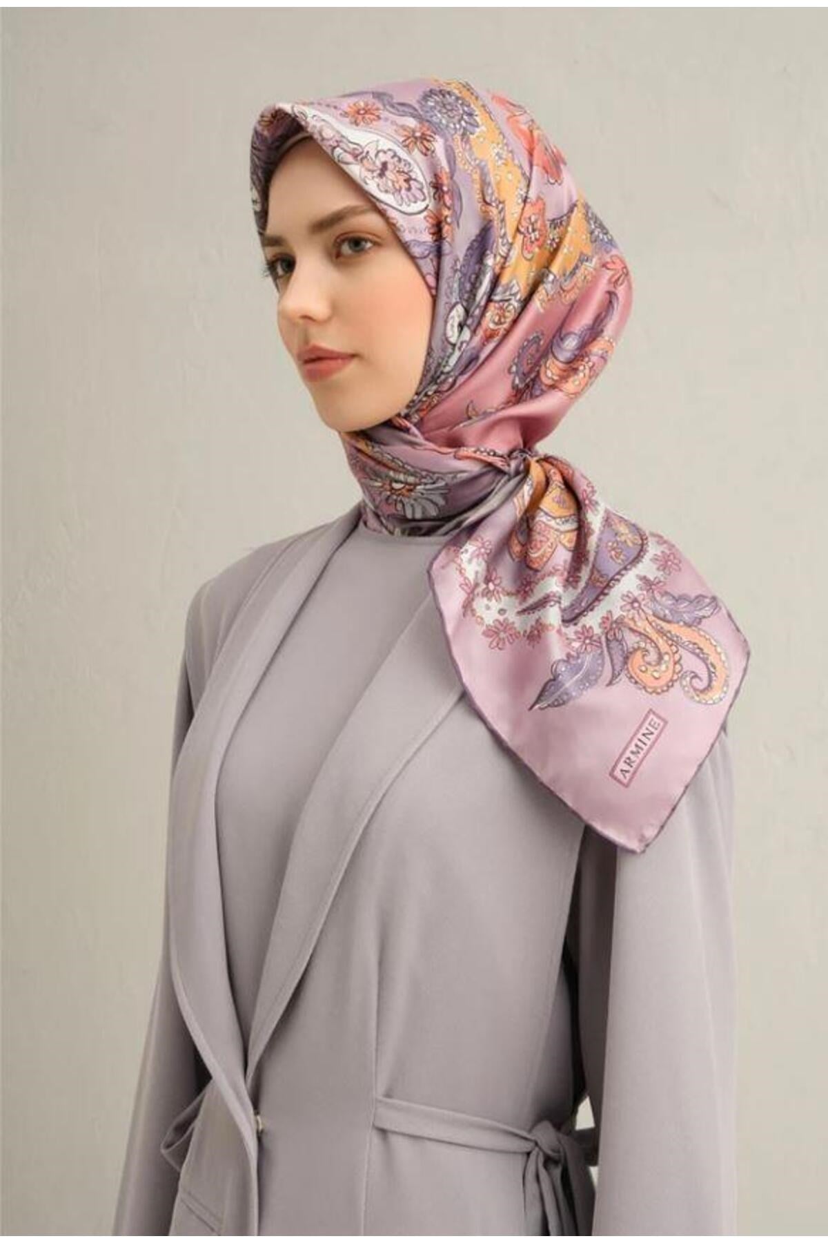 2025 Desenli Saf İpek Twill Eşarp 9338-53