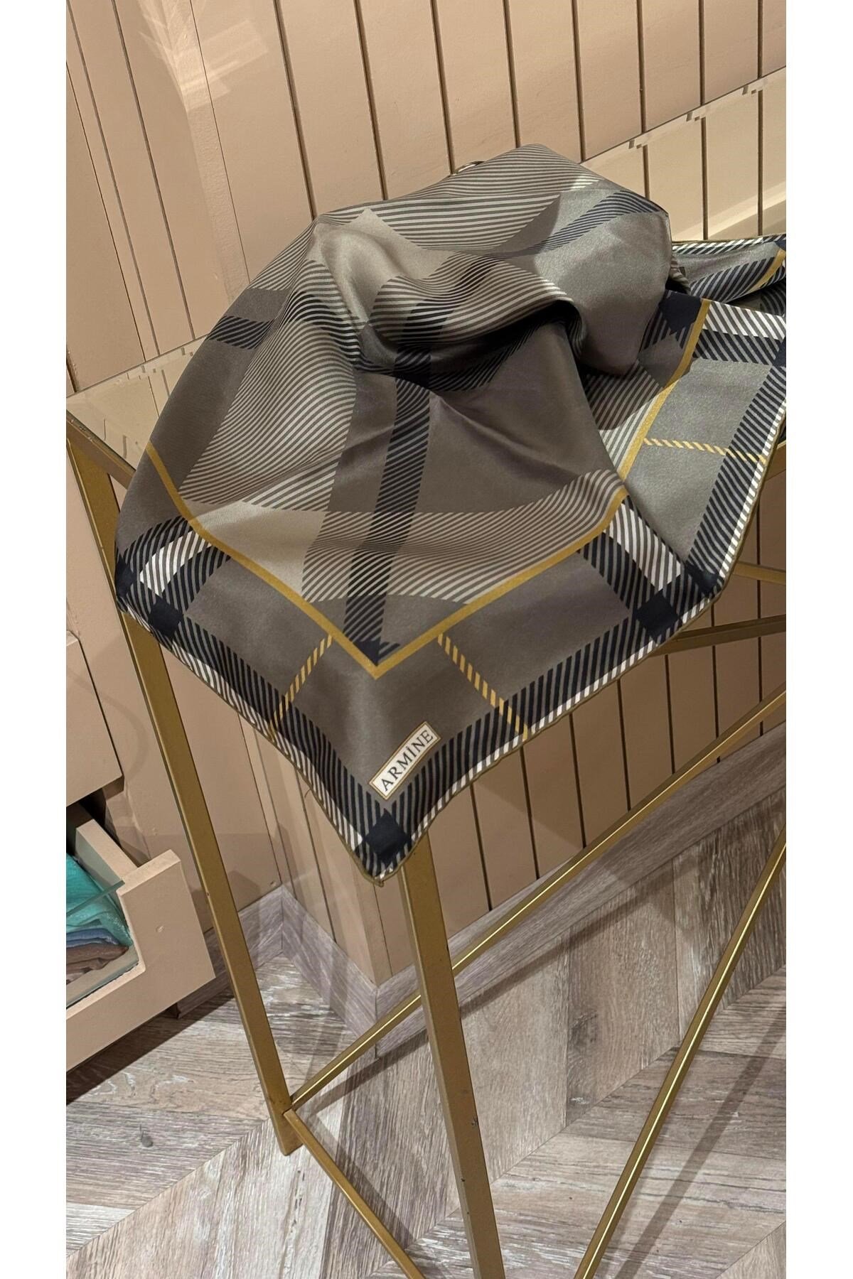 2025 Desenli Saf İpek Twill Eşarp 9418-34