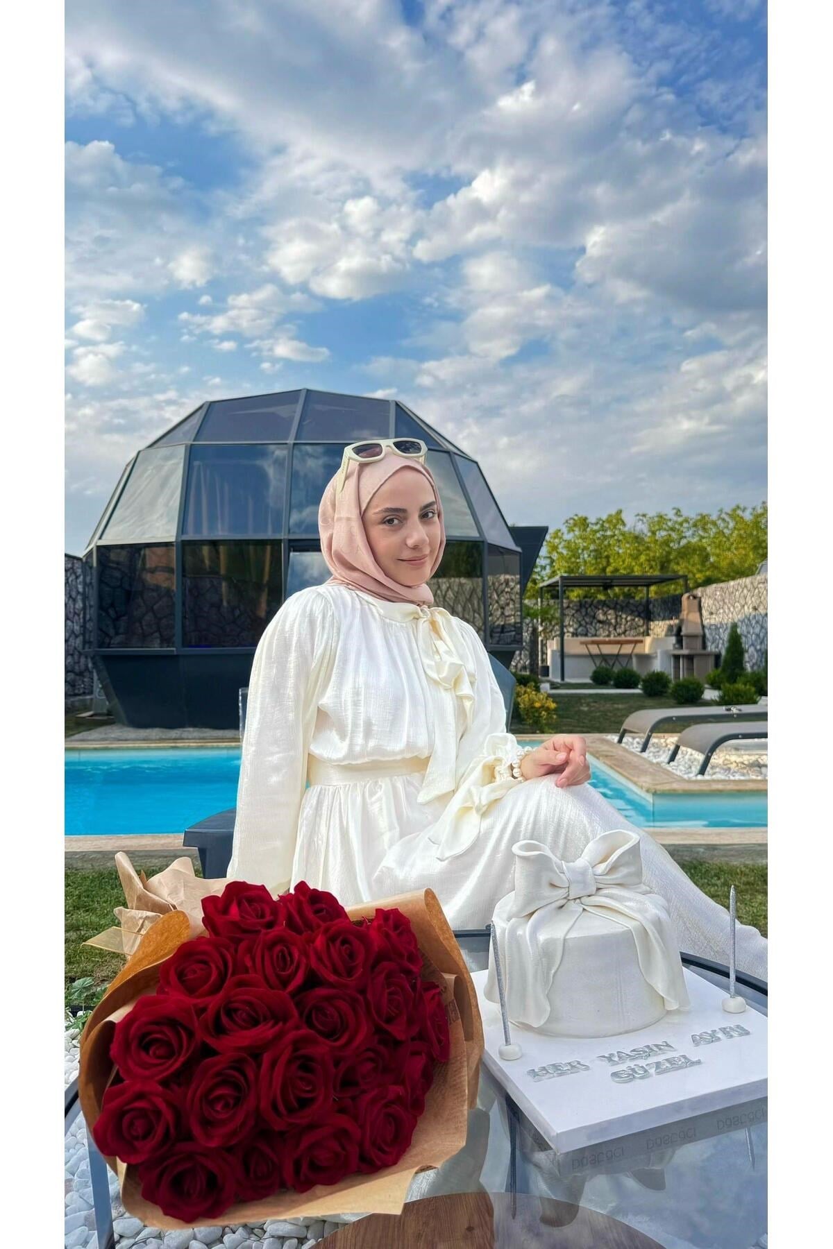 Bağlama Detaylı Saten Elbise Krem