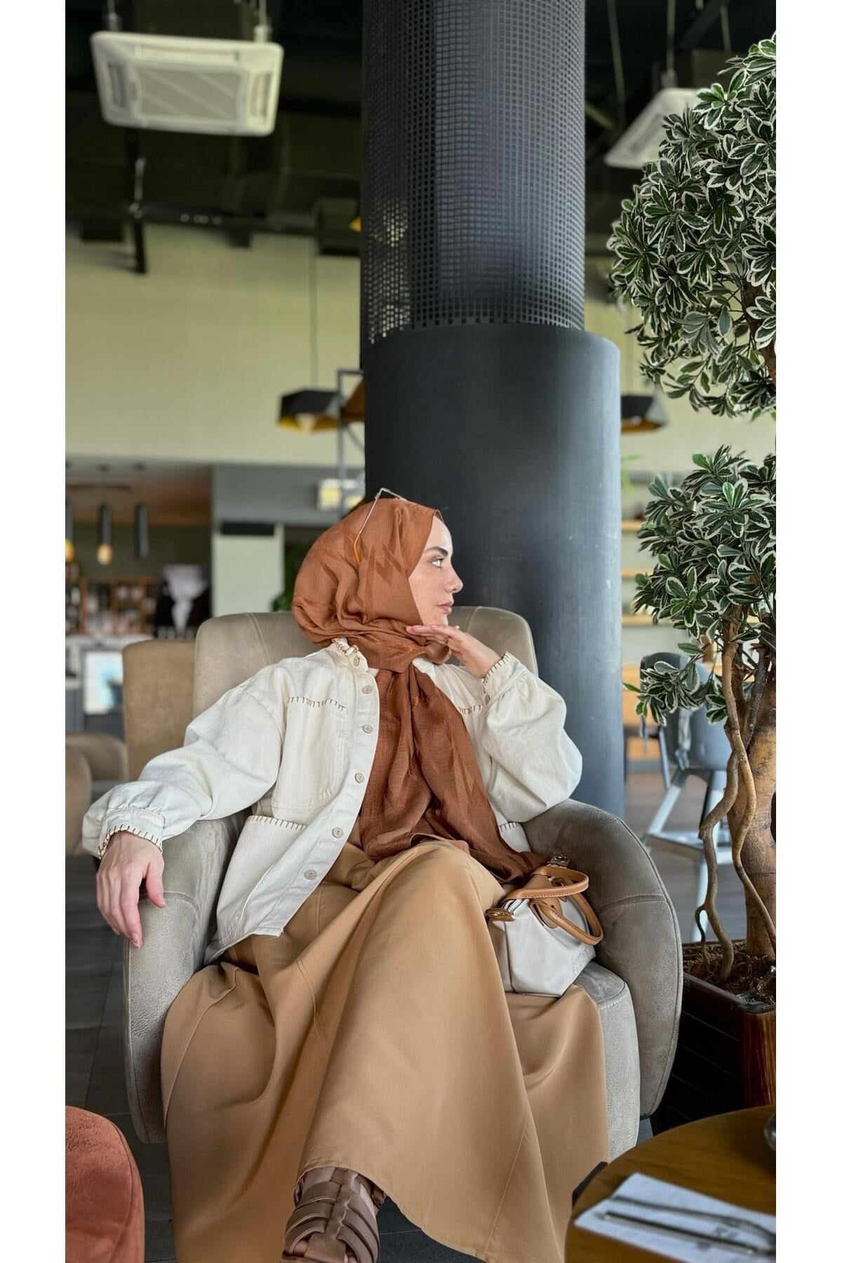 Beli Büzgülü Dokuma Etek Camel