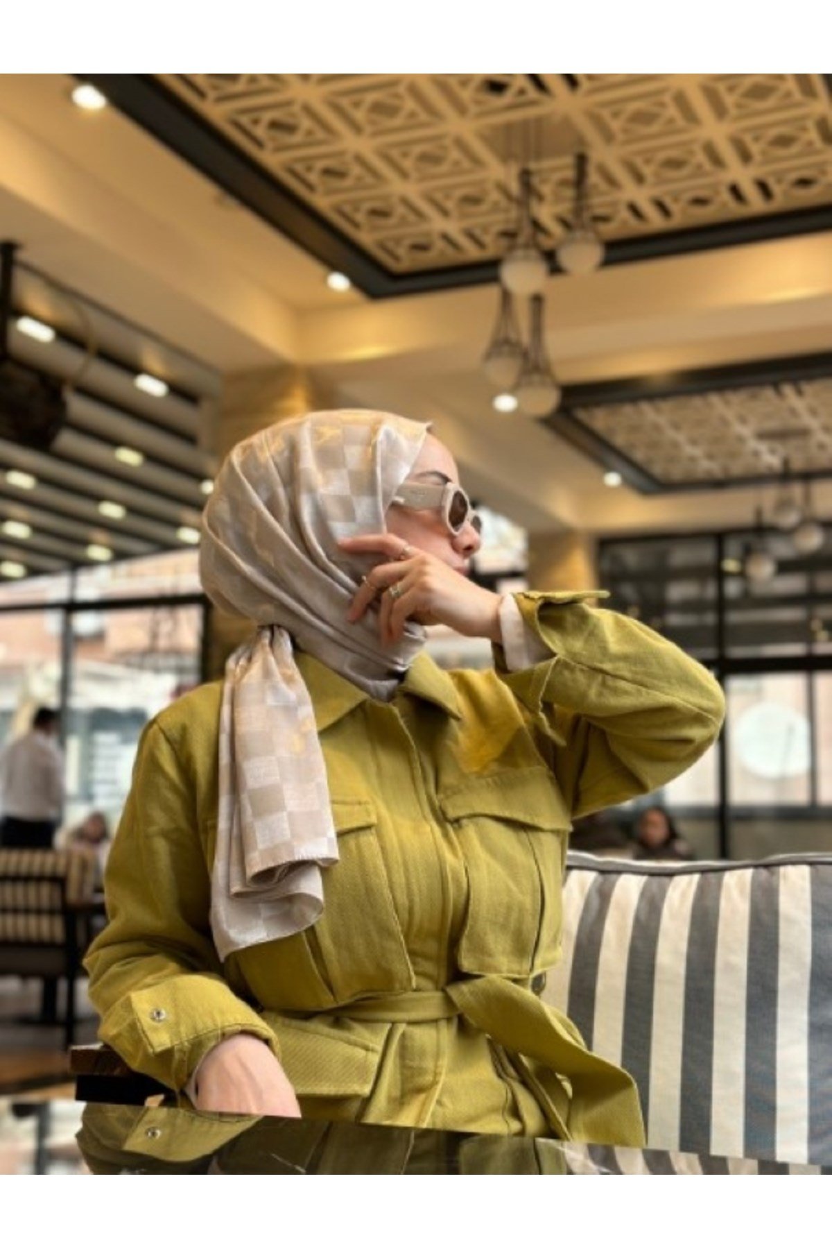 Dama Şal Taş