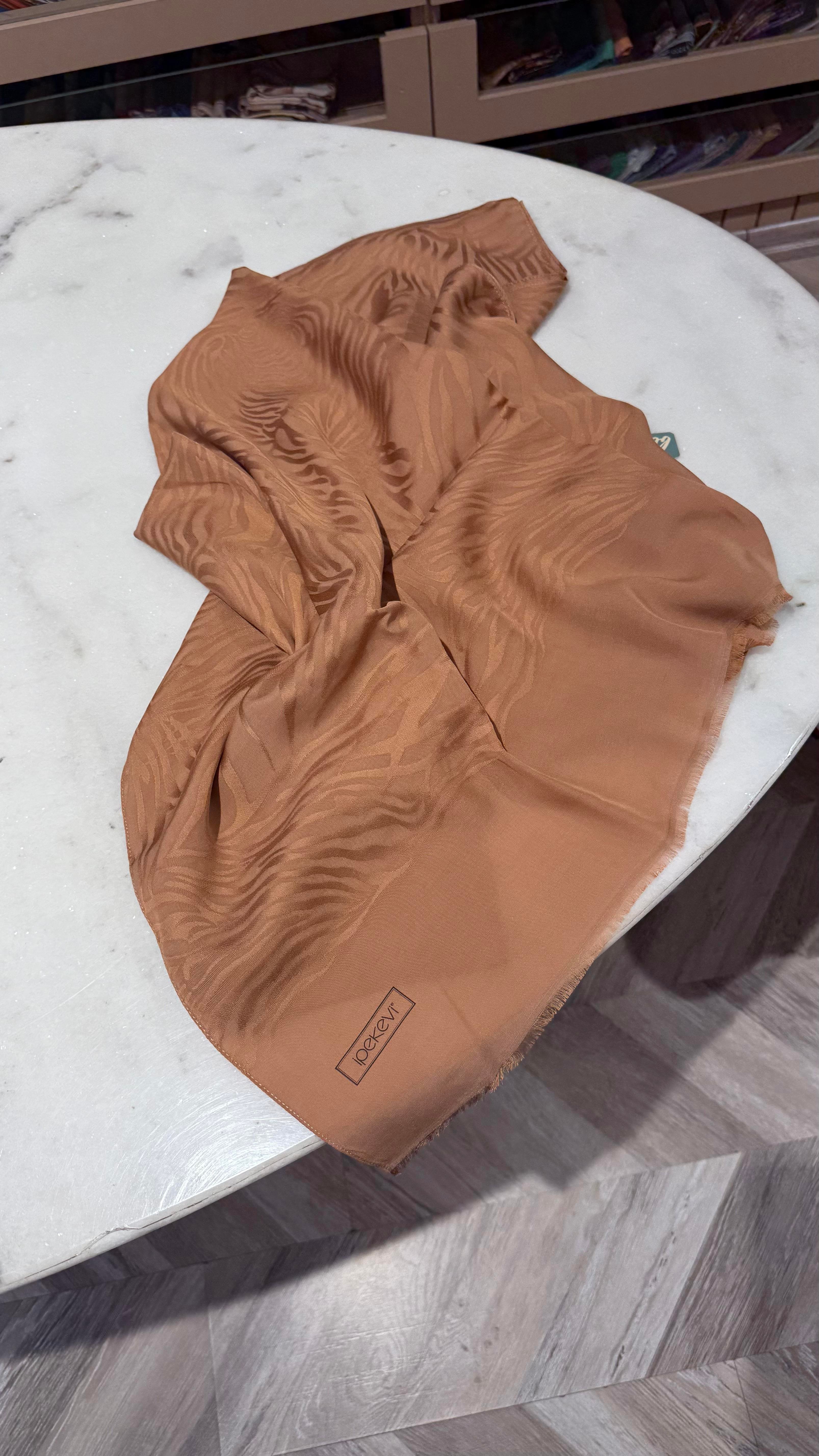 İpekevi Zebra Desen Şal 4373 Tarçın