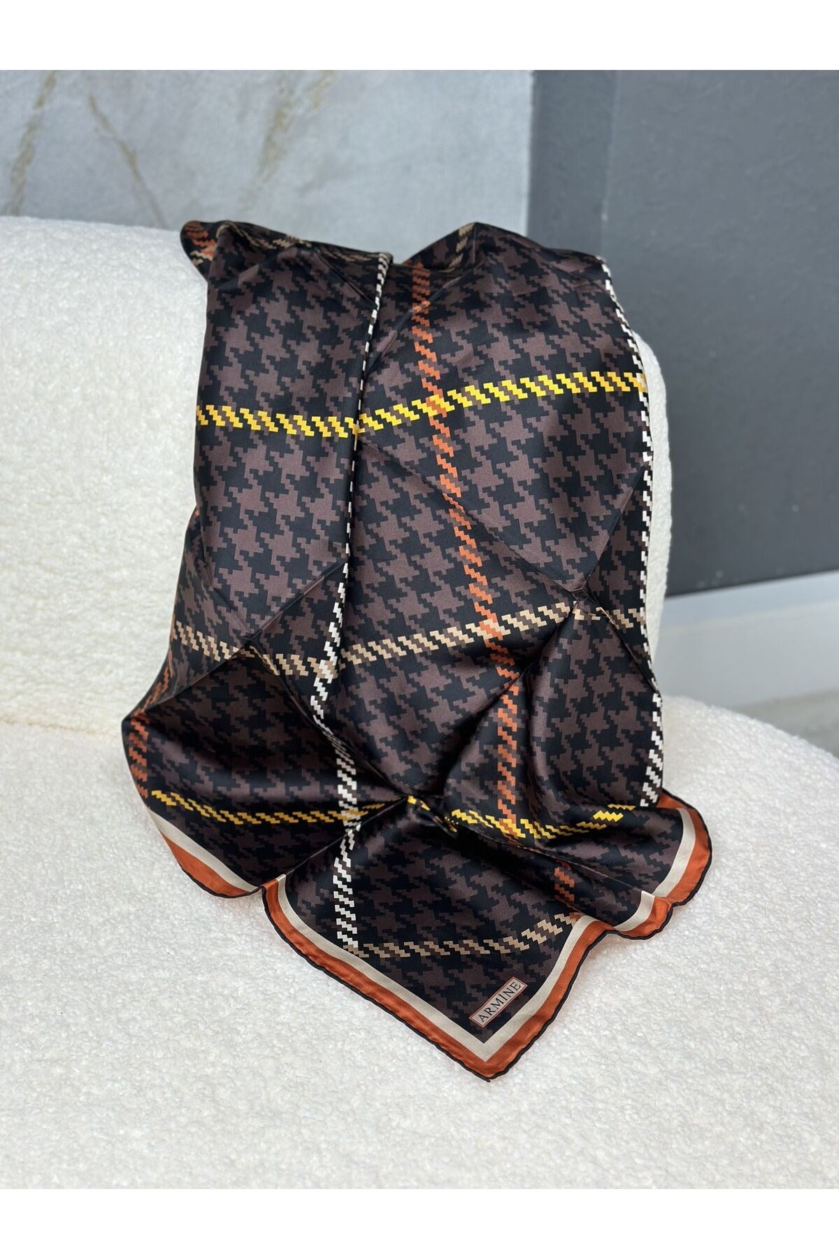 Kazayağı Twill - Sura Ipek Eşarp