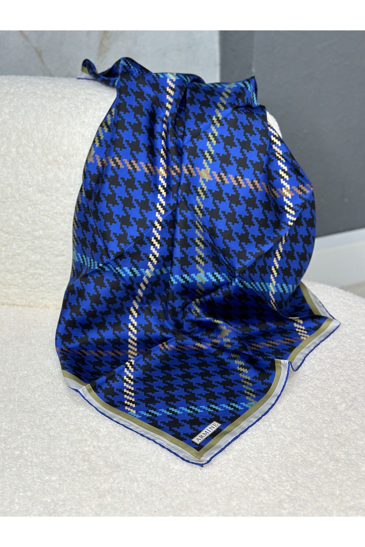 Kazayağı Twill - Sura Ipek Eşarp