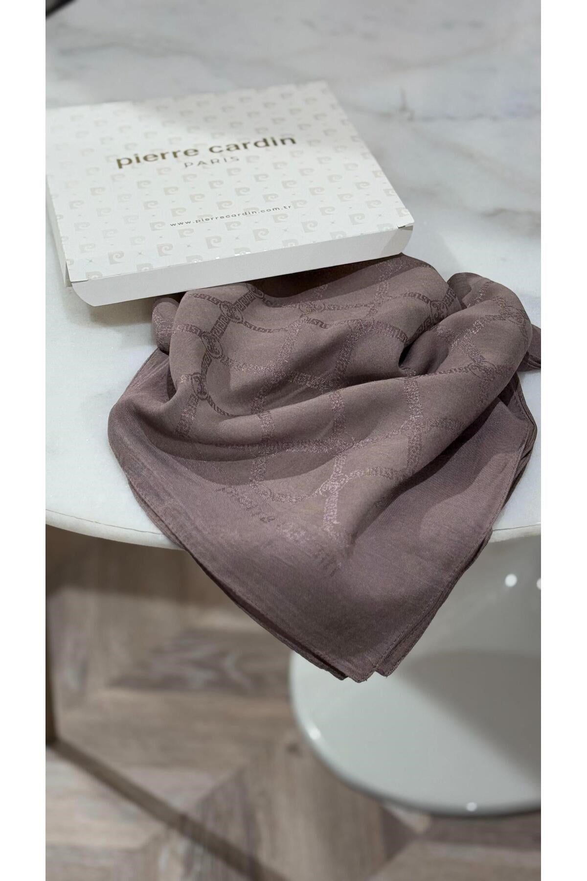 Monogram Şal Bordo