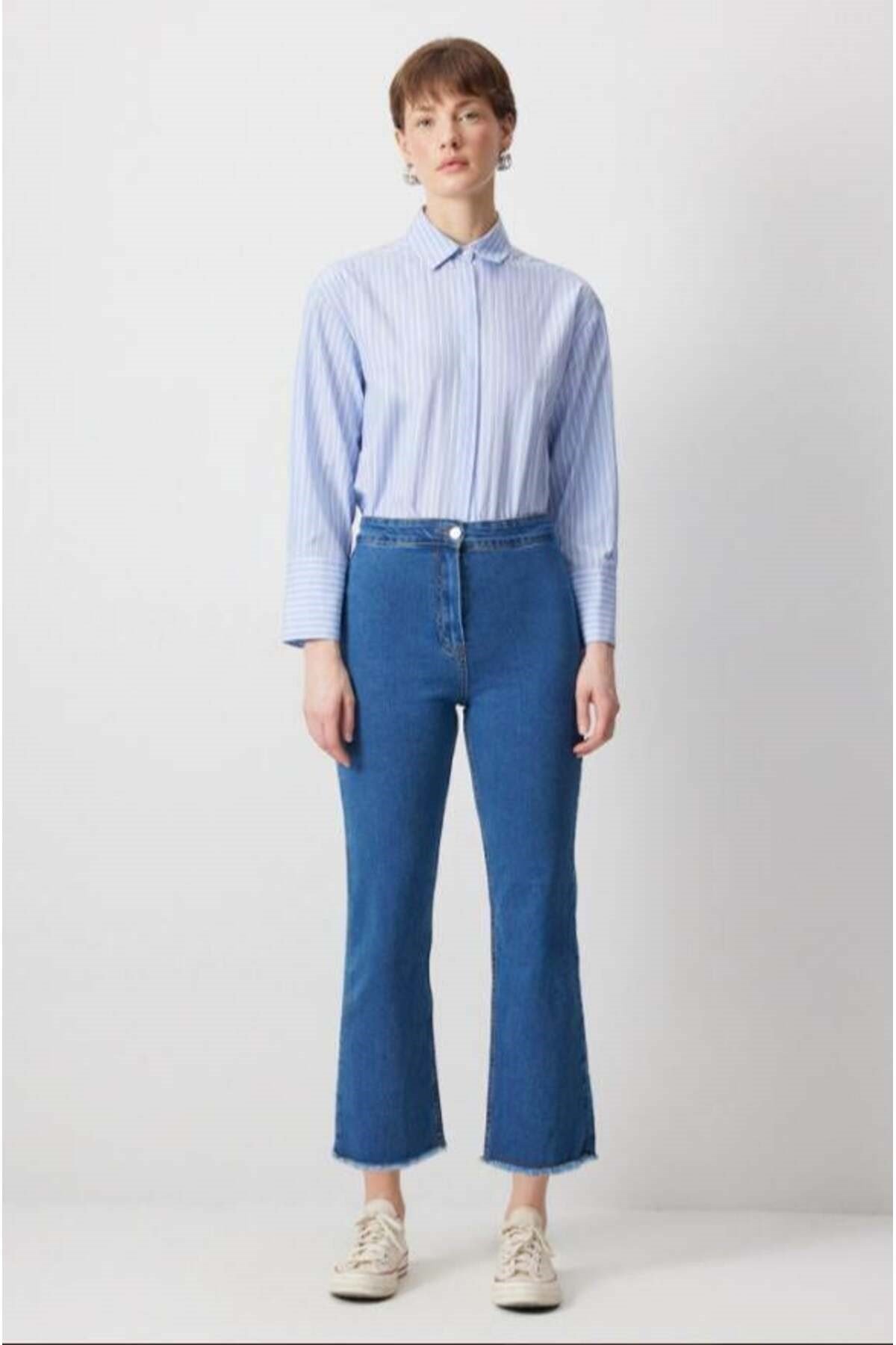Paçası Püsküllü Denim Pantolon Açık Denim