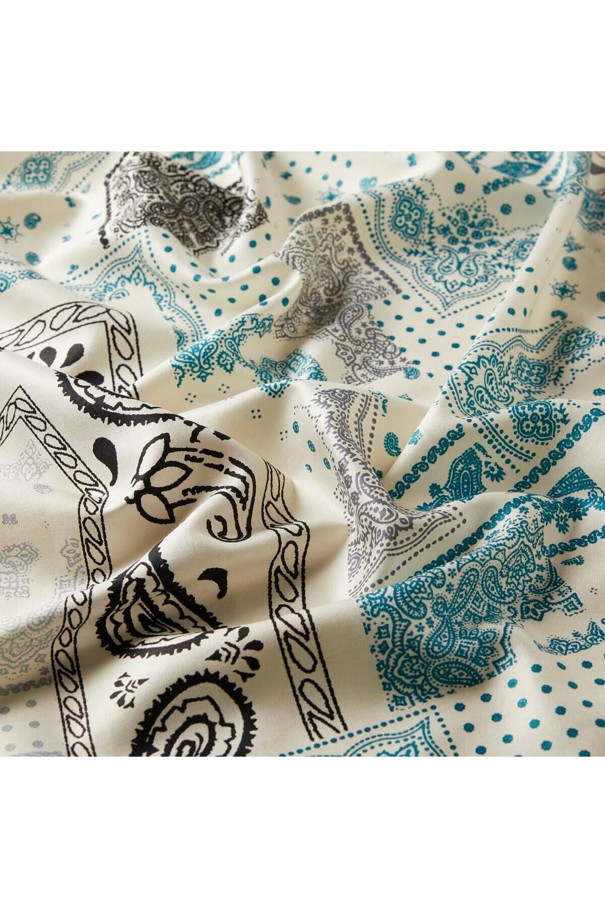 Patchwork Desenli İpek Şal Beyaz