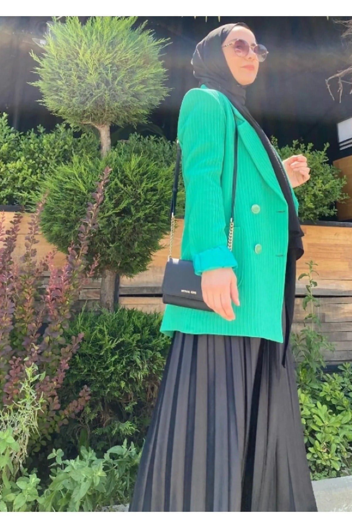 Piliseli Etek Siyah