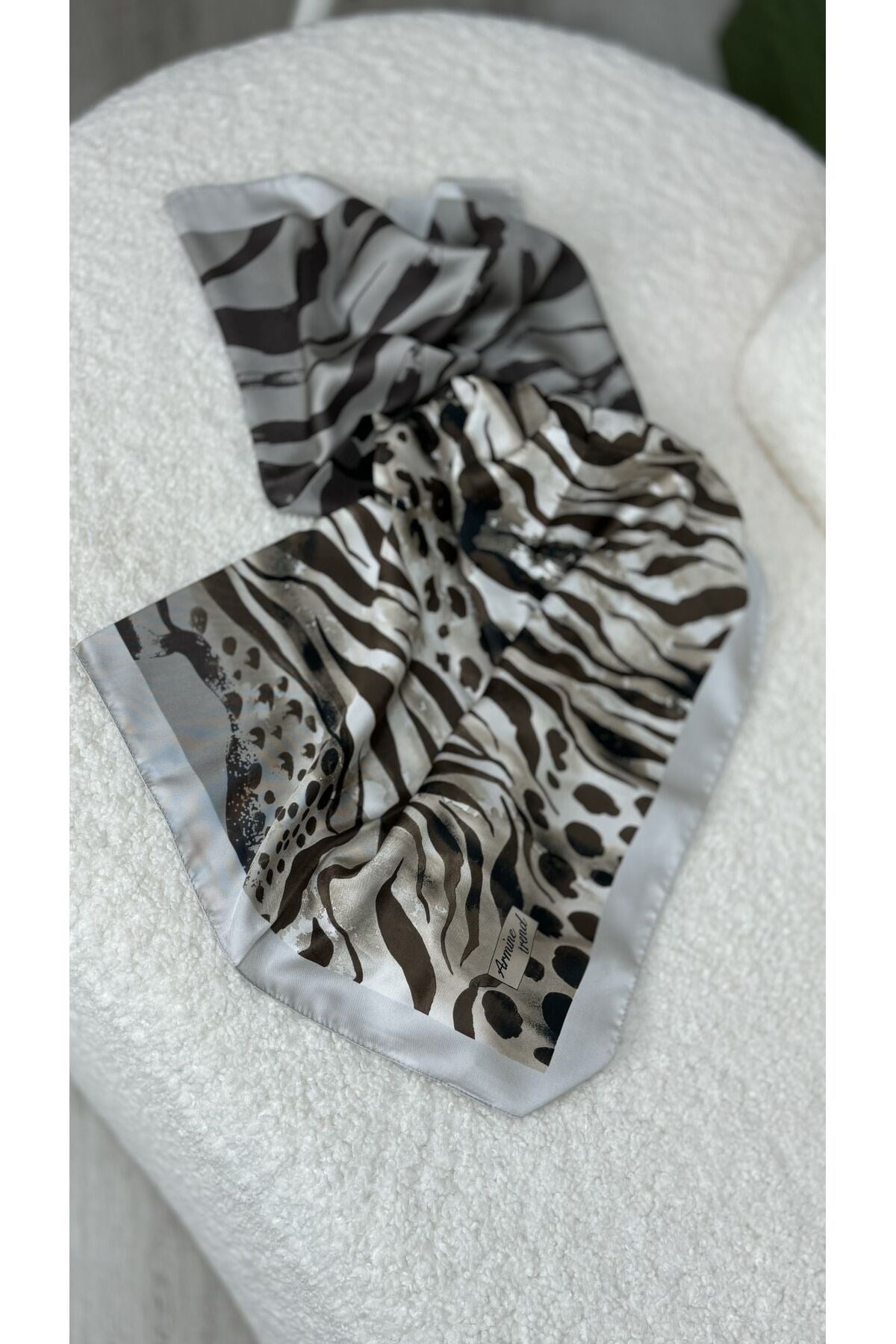 Semra İlhan - Armine Polyester Eşarp