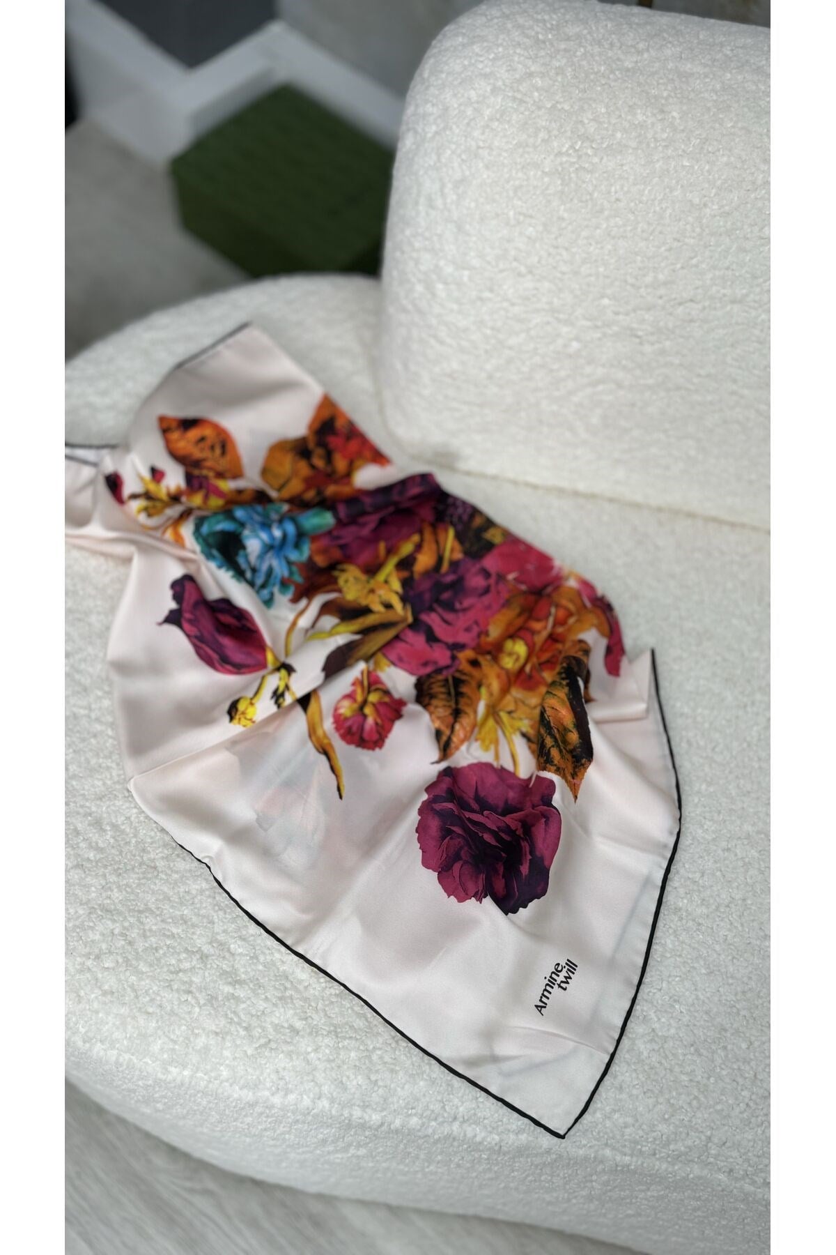 Semra İlhan - Armine Polyester Eşarp