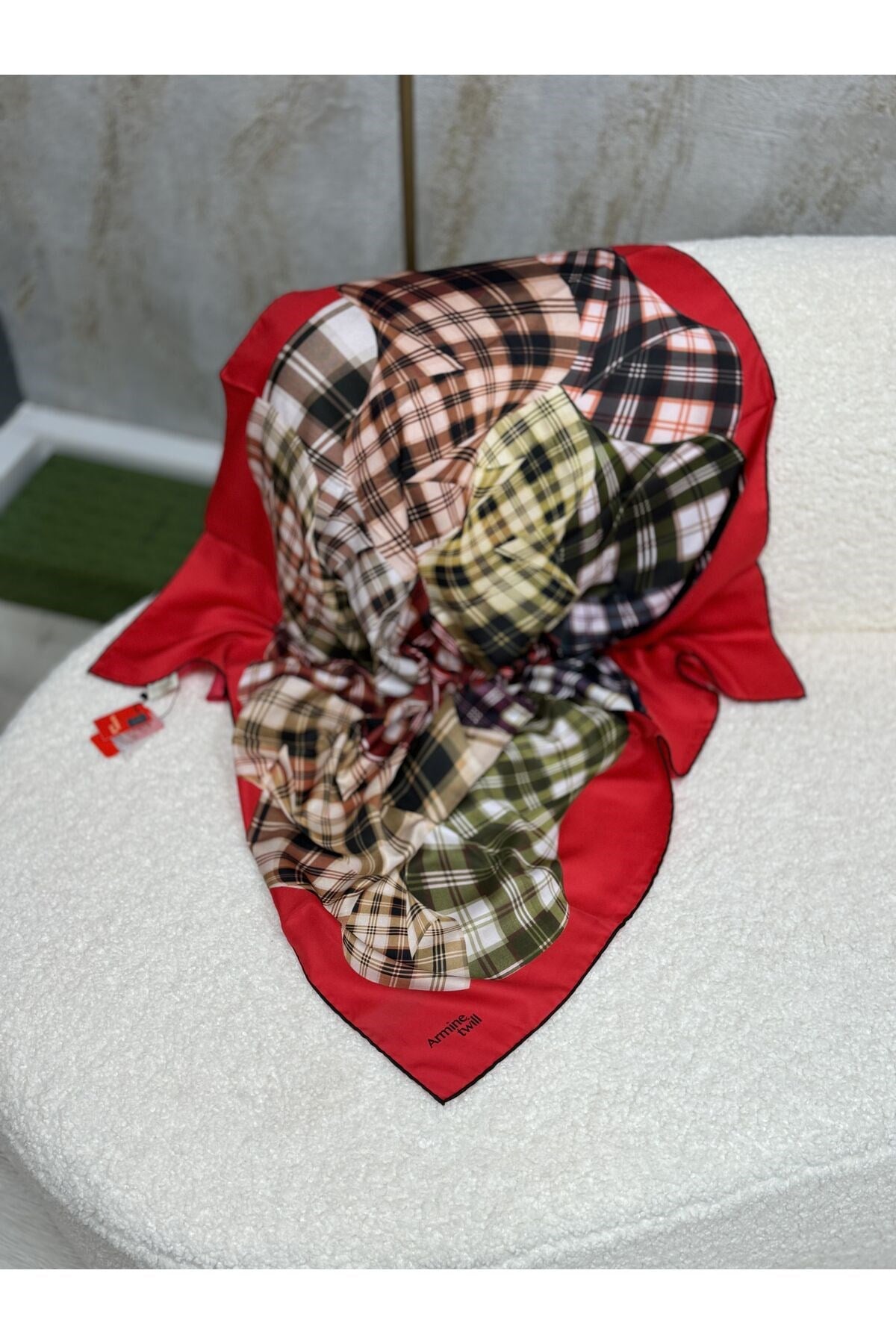 Semra İlhan - Armine Polyester Eşarp
