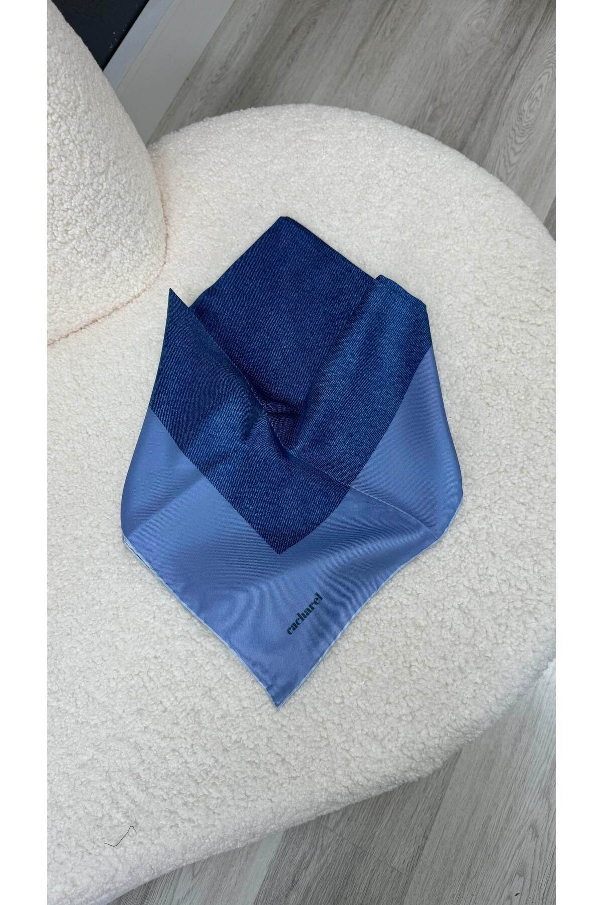 Semra İlhan - Cacharel İpek Twill Eşarp