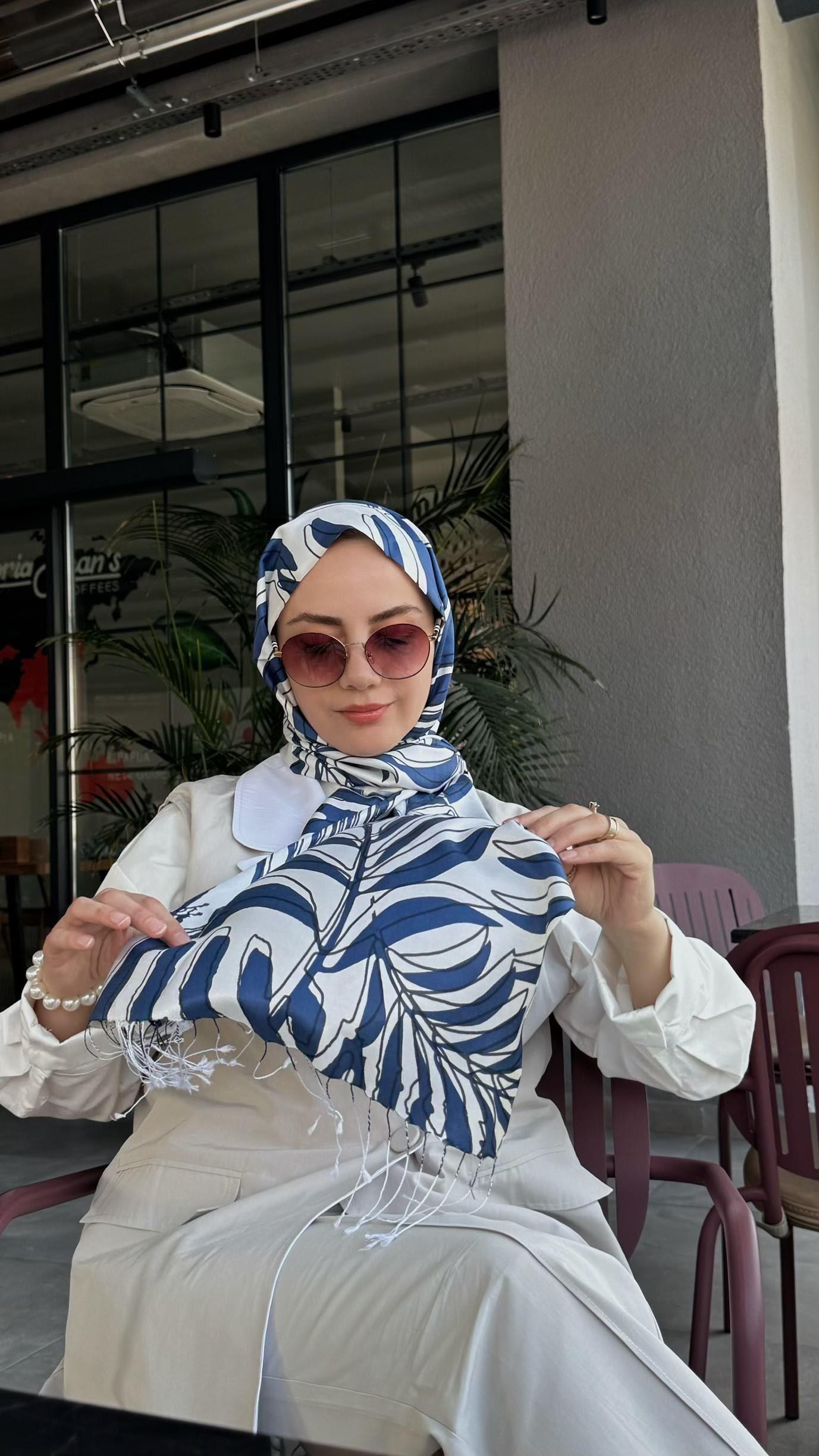 İpekevi Palmiye Desenli İpek Şal Koyu Lacivert