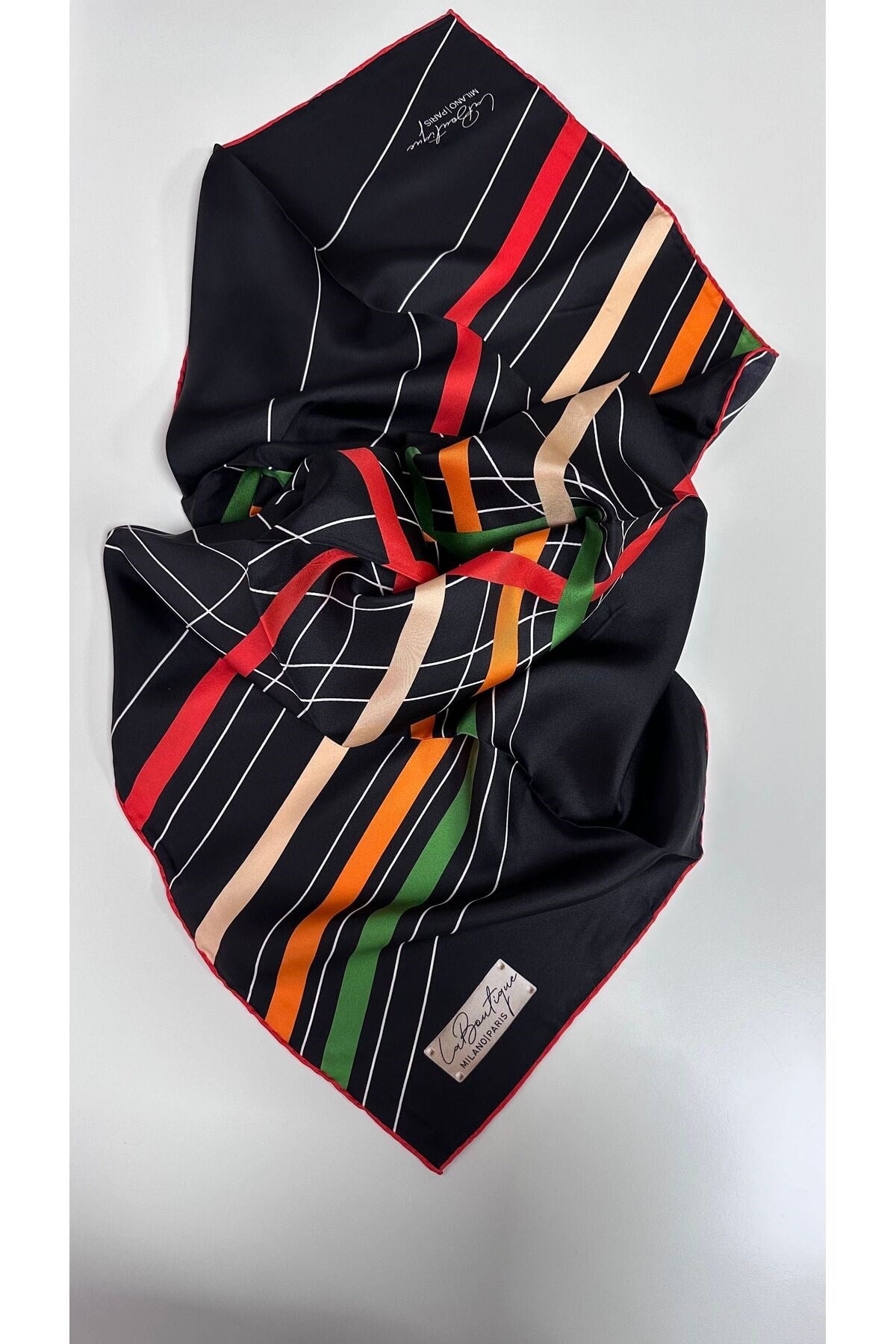 Semra İlhan - La Boutique Yeni Sezon 1903 Twill İpek Eşarp