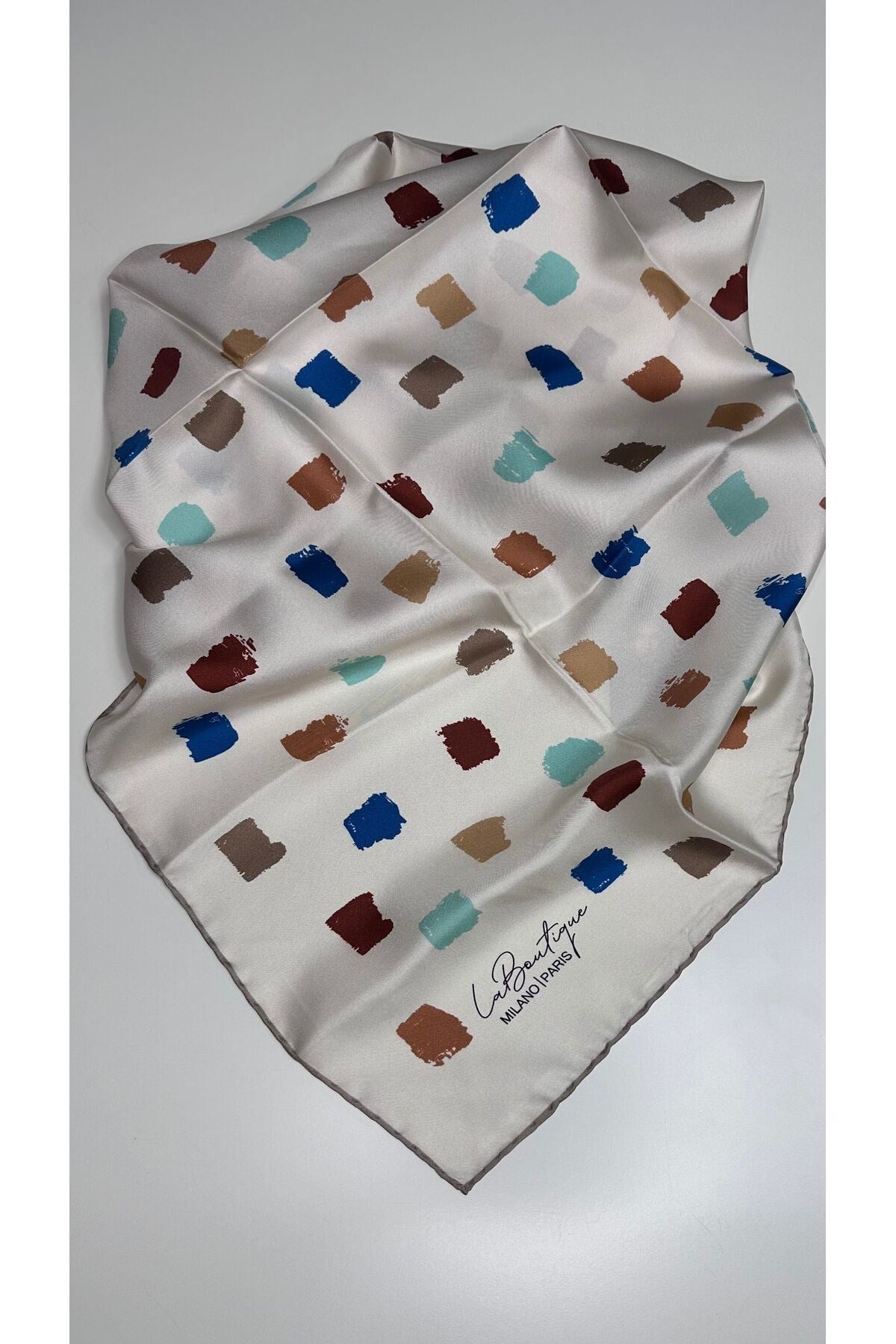 Semra İlhan - La Boutique Yeni Sezon Twill İpek Eşarp