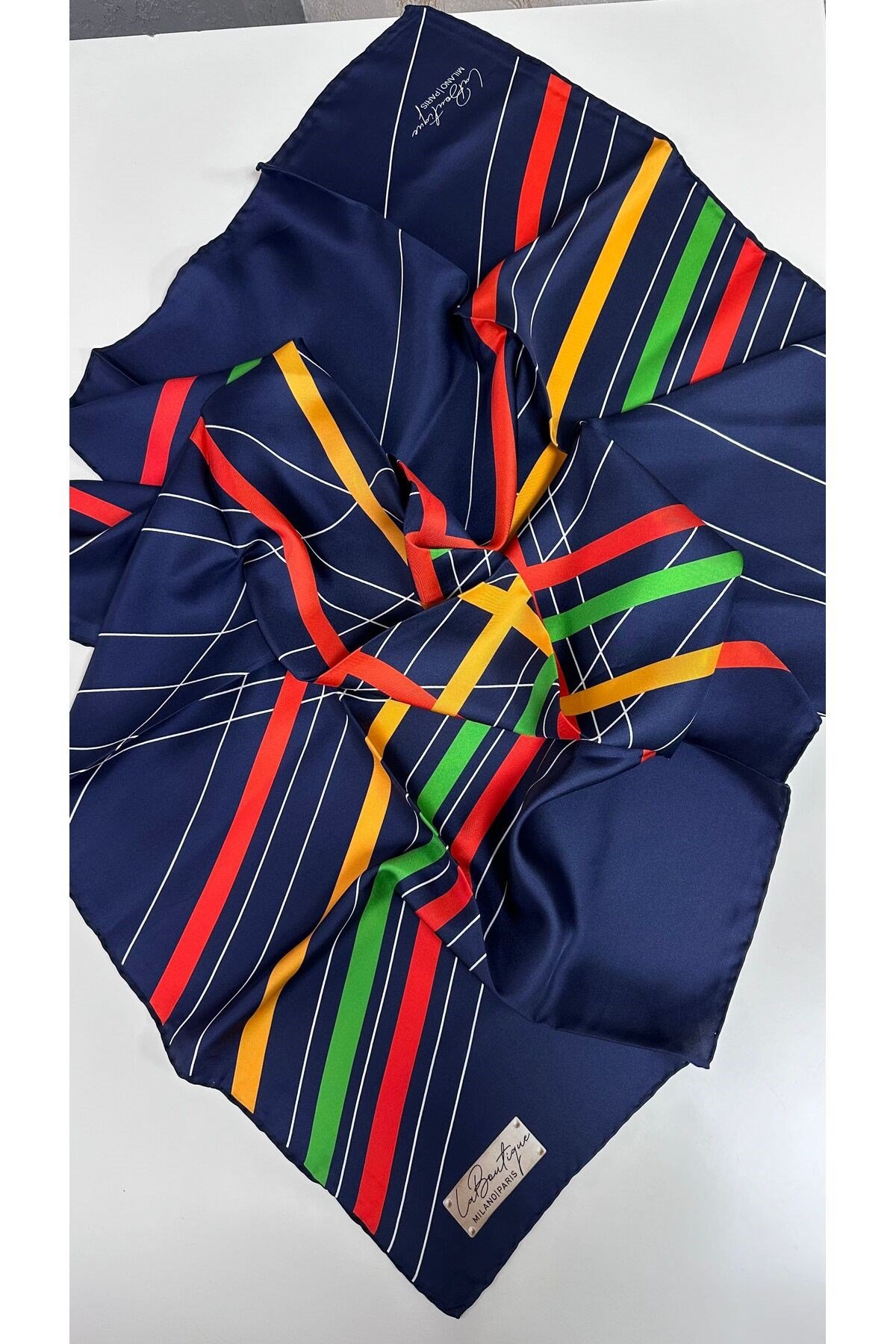 Semra İlhan - La Boutique Yeni Sezon Twill İpek Eşarp