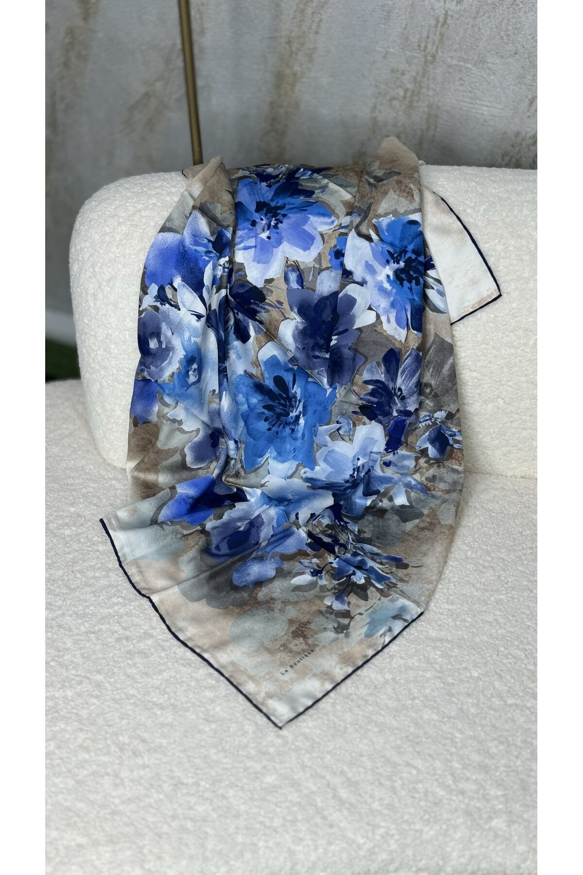 Semra İlhan - LaBoutigue Polyester Eşarp