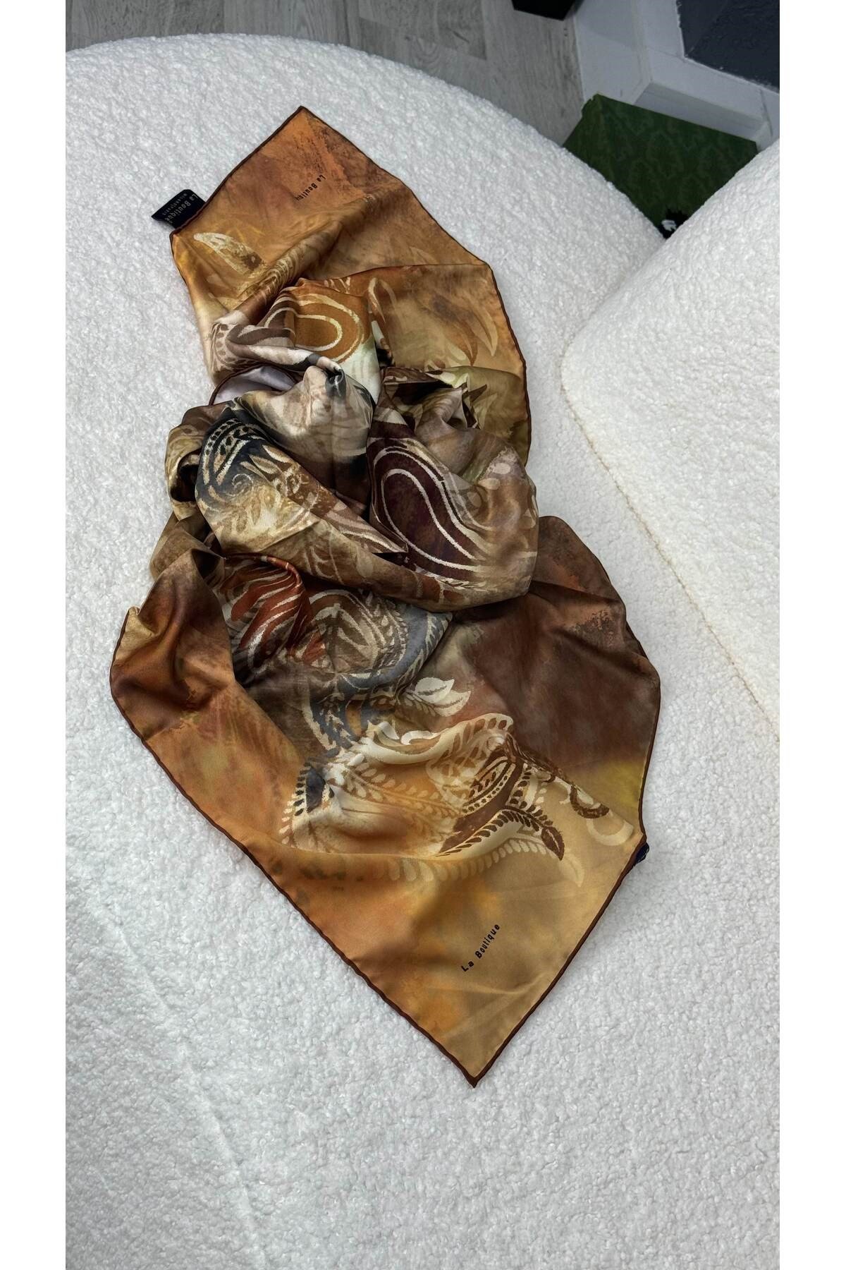 Semra İlhan - LaBoutigue Polyester Eşarp