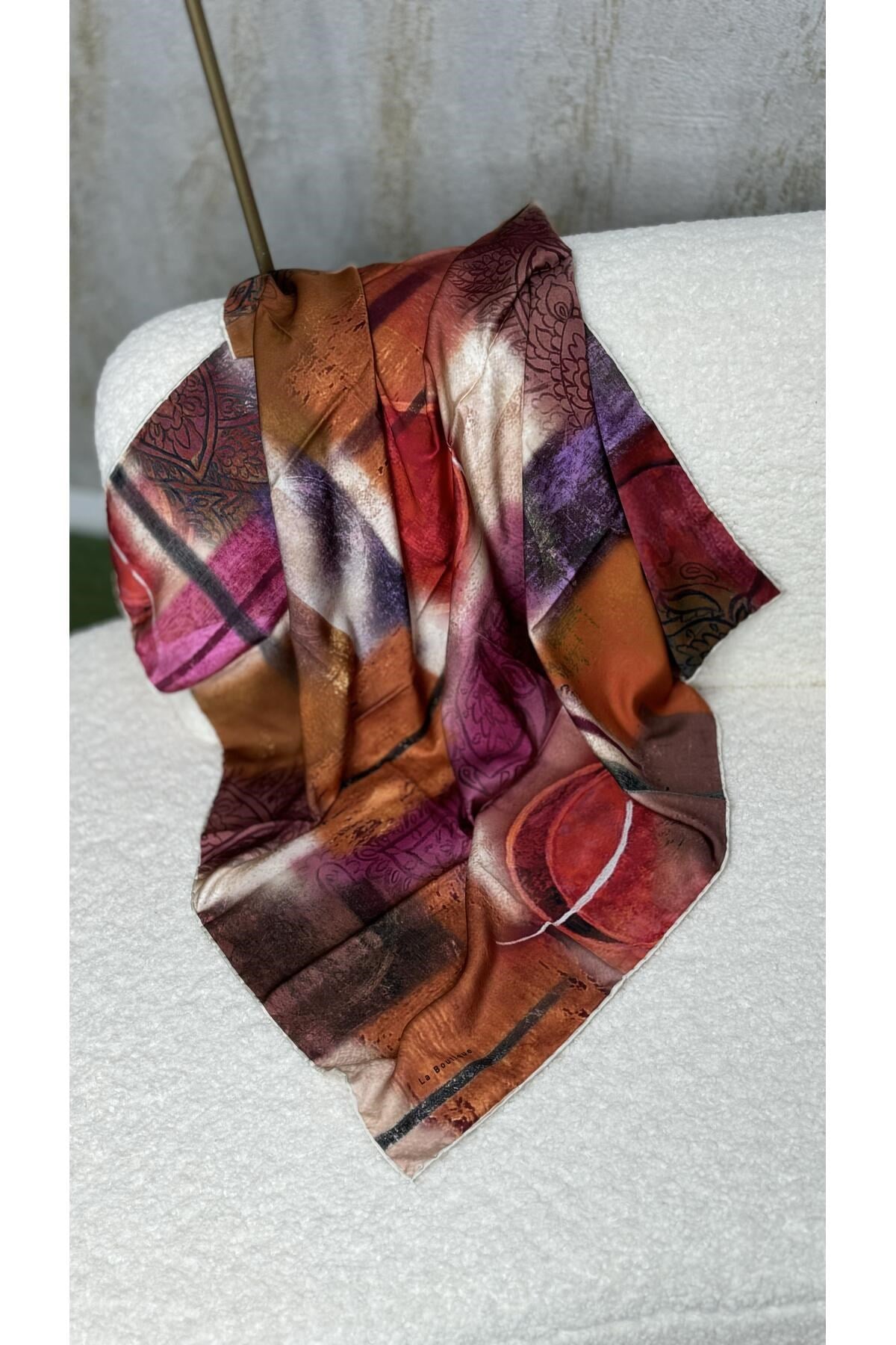 Semra İlhan - LaBoutigue Polyester Eşarp
