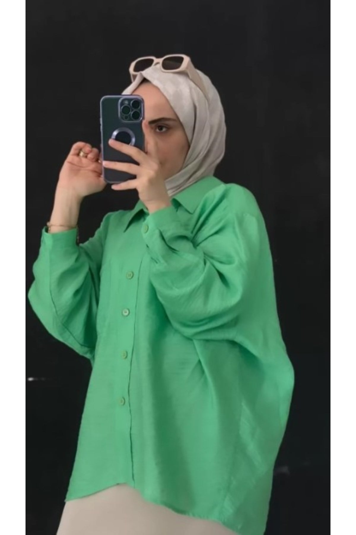 Semra İlhan - Oversize Düğmeli Gömlek