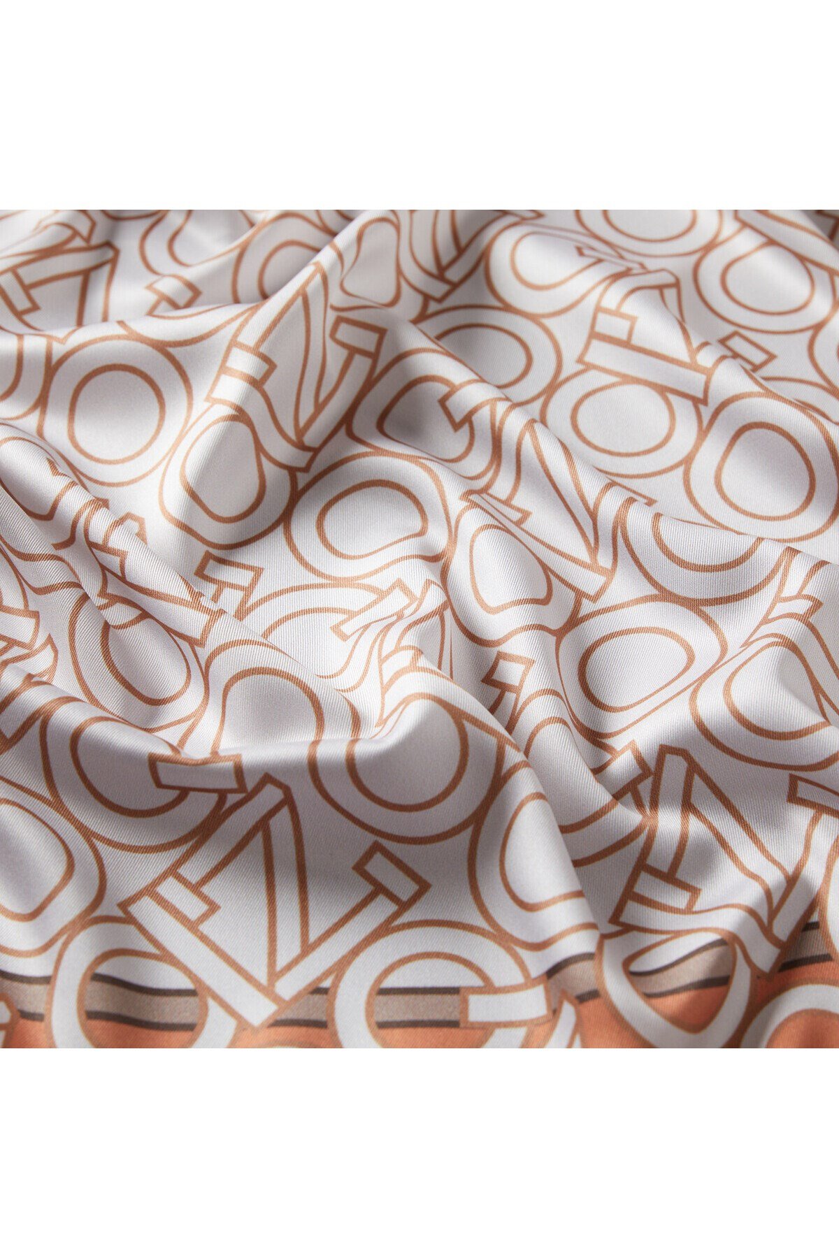 Semra İlhan - Qoza Style Monogram Desenli Eşarp